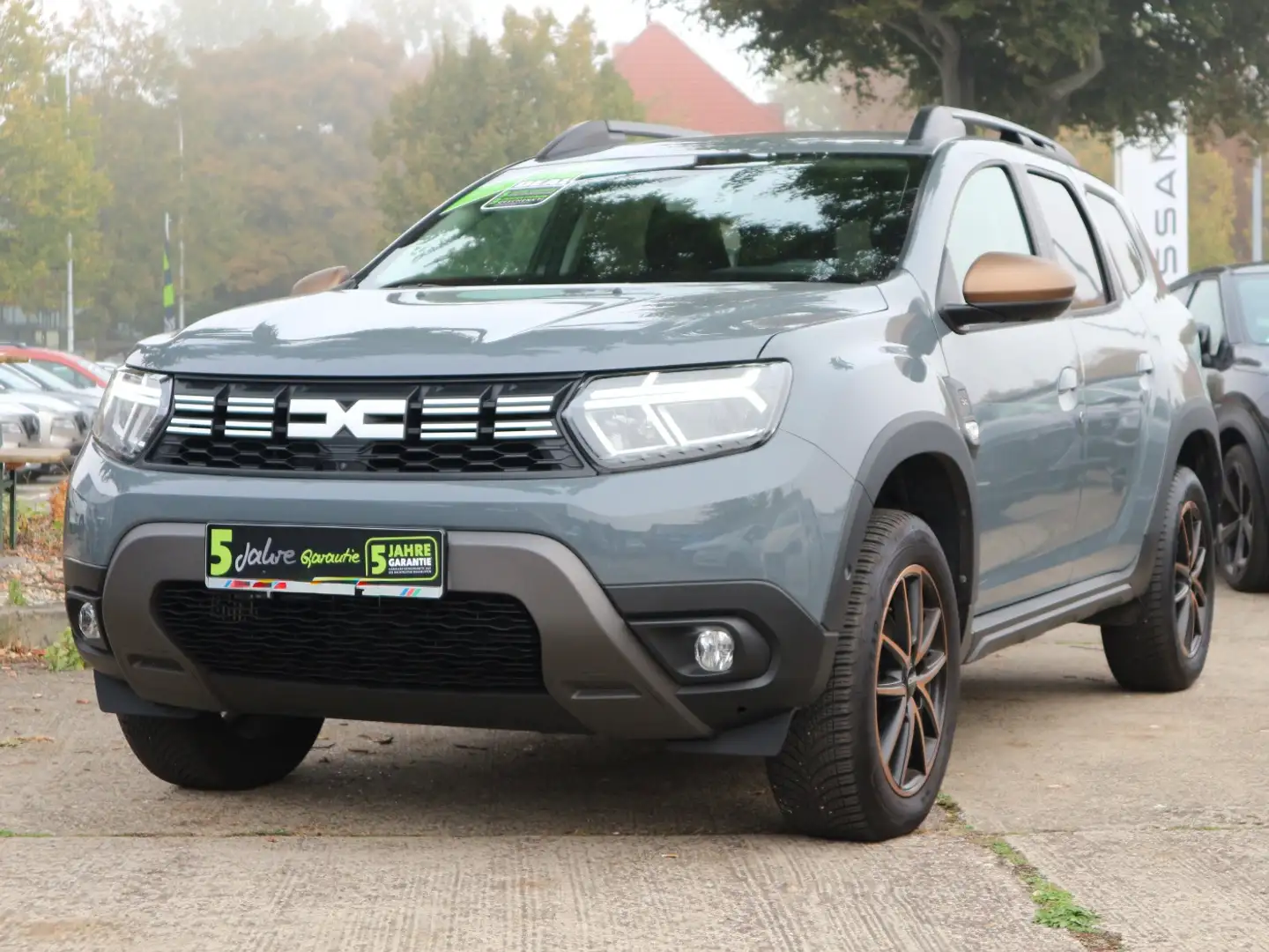 Dacia Duster II 1.3 TCe 130 GPF Extreme Navi Kamera SHZ Gris - 2