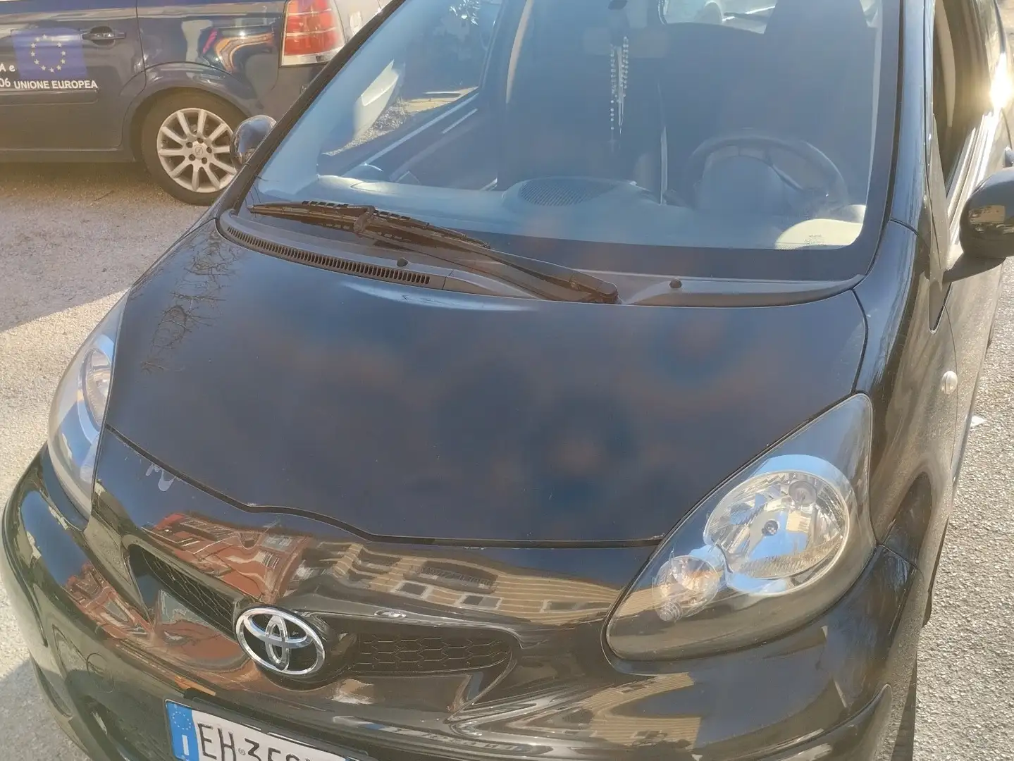 Toyota Aygo 3p 1.0 Now Connect Nero - 1