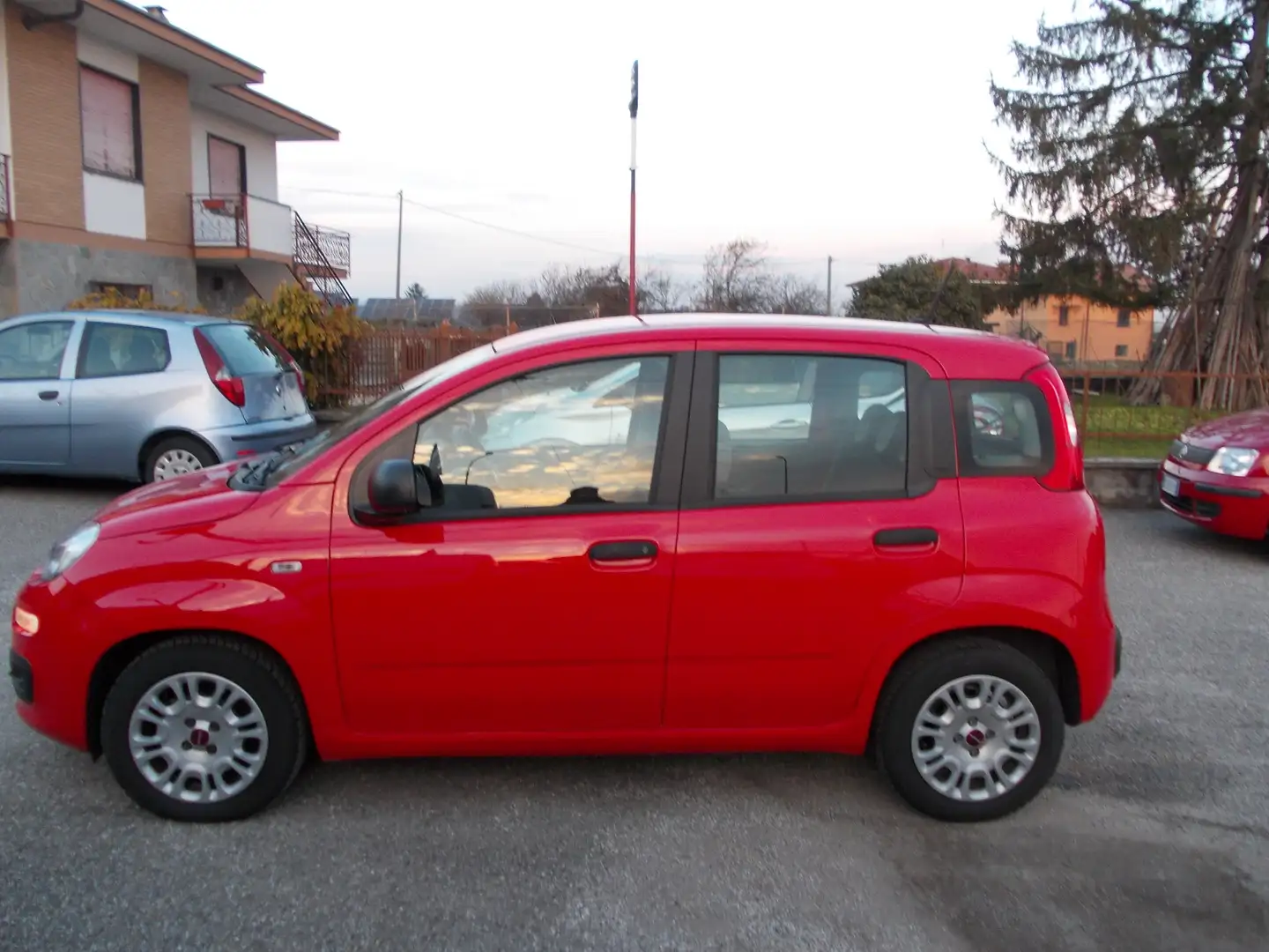 Fiat Panda FIAT PANDA 1.0 FIREFLY HYBRID Rouge - 2