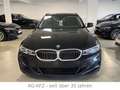 BMW 318 d FACELIFT/SPUR/AHK/WIDESCREEN/LEDER Schwarz - thumbnail 2