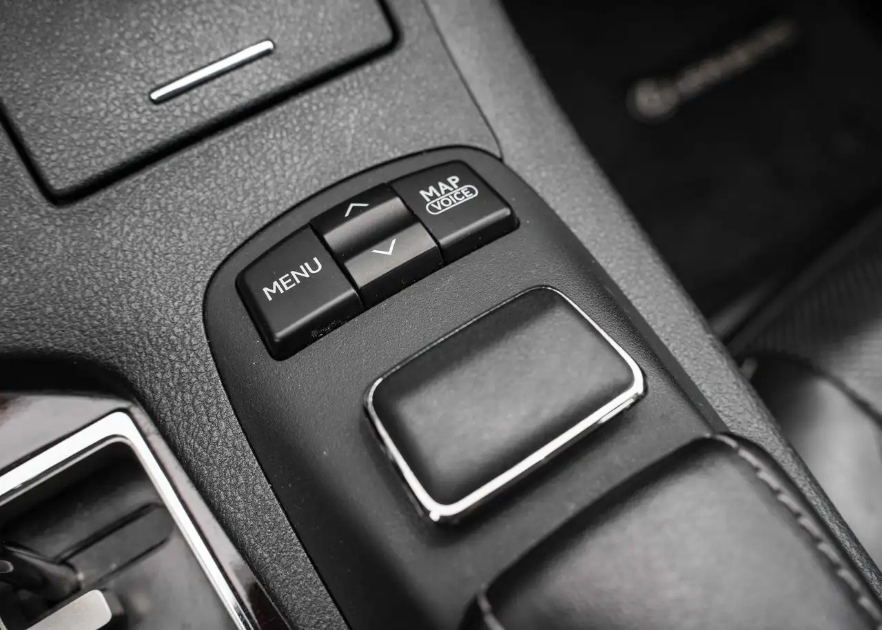 Lexus ES снимка Lexus ES