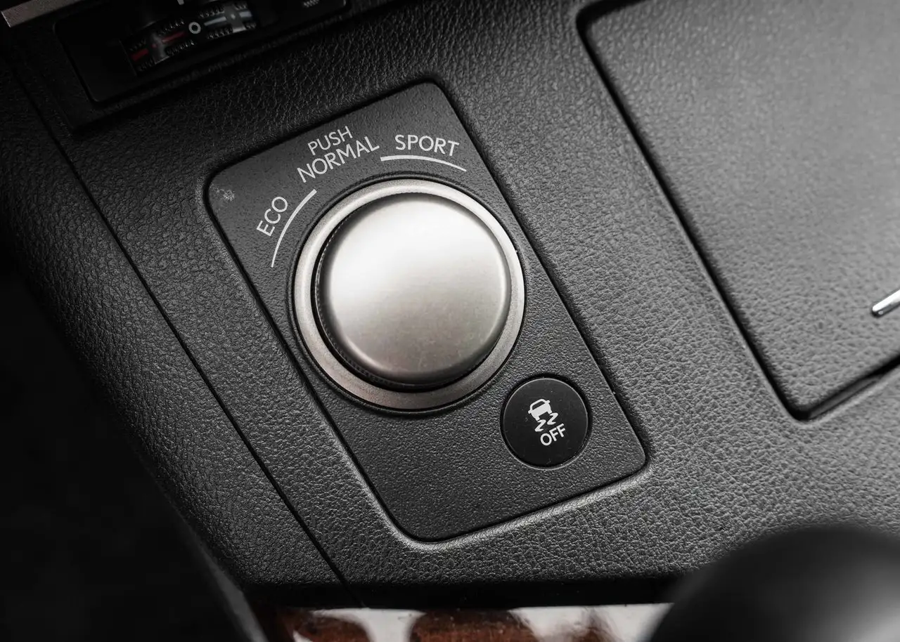 Lexus ES снимка Lexus ES
