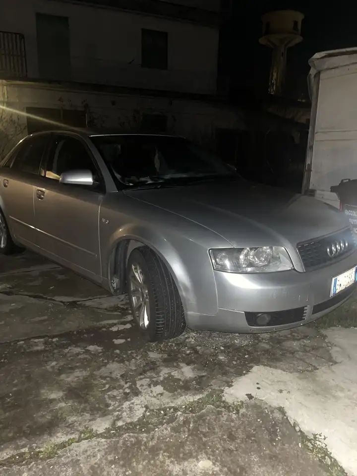 Audi A4 1.9 tdi 130cv, foto 2