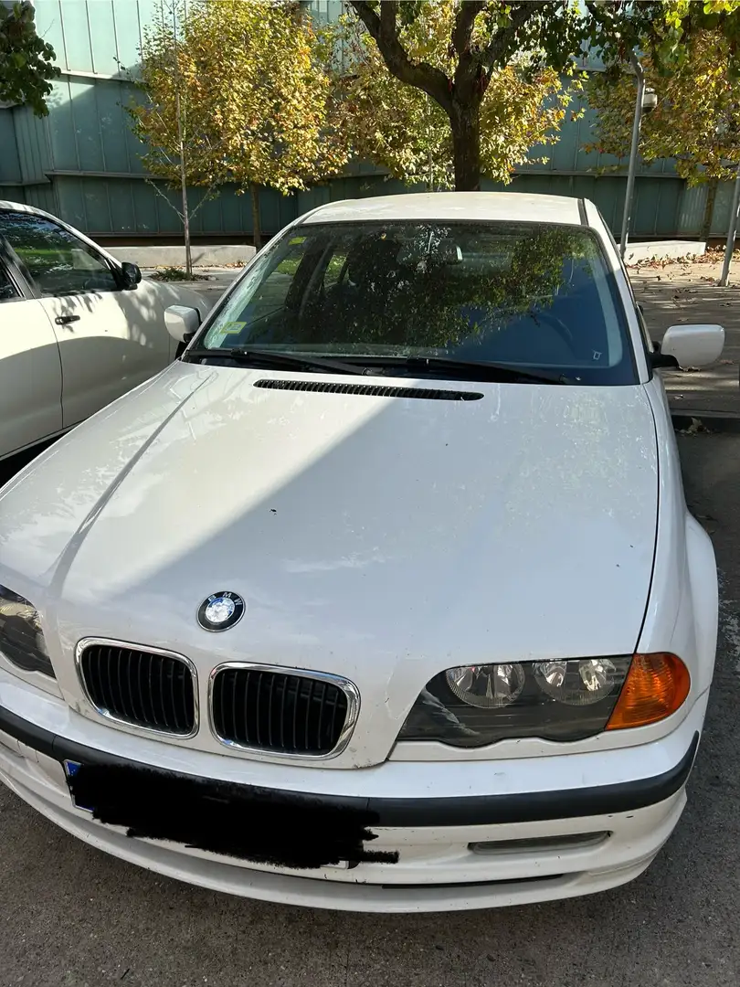 BMW 318 318i Білий - 1