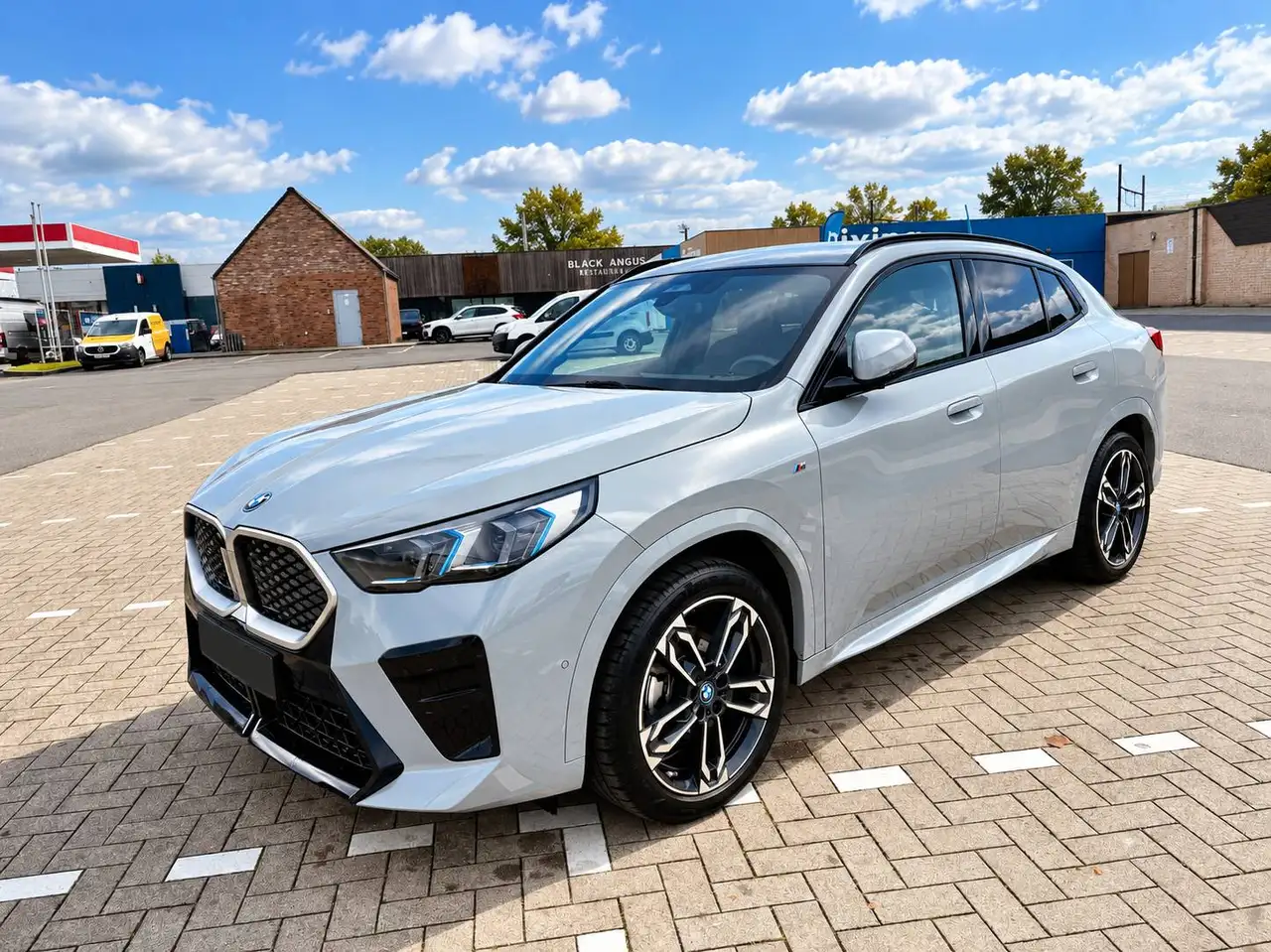 BMW iX2