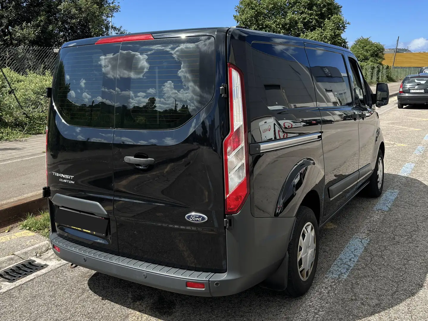 Ford Transit Custom Negro - 2