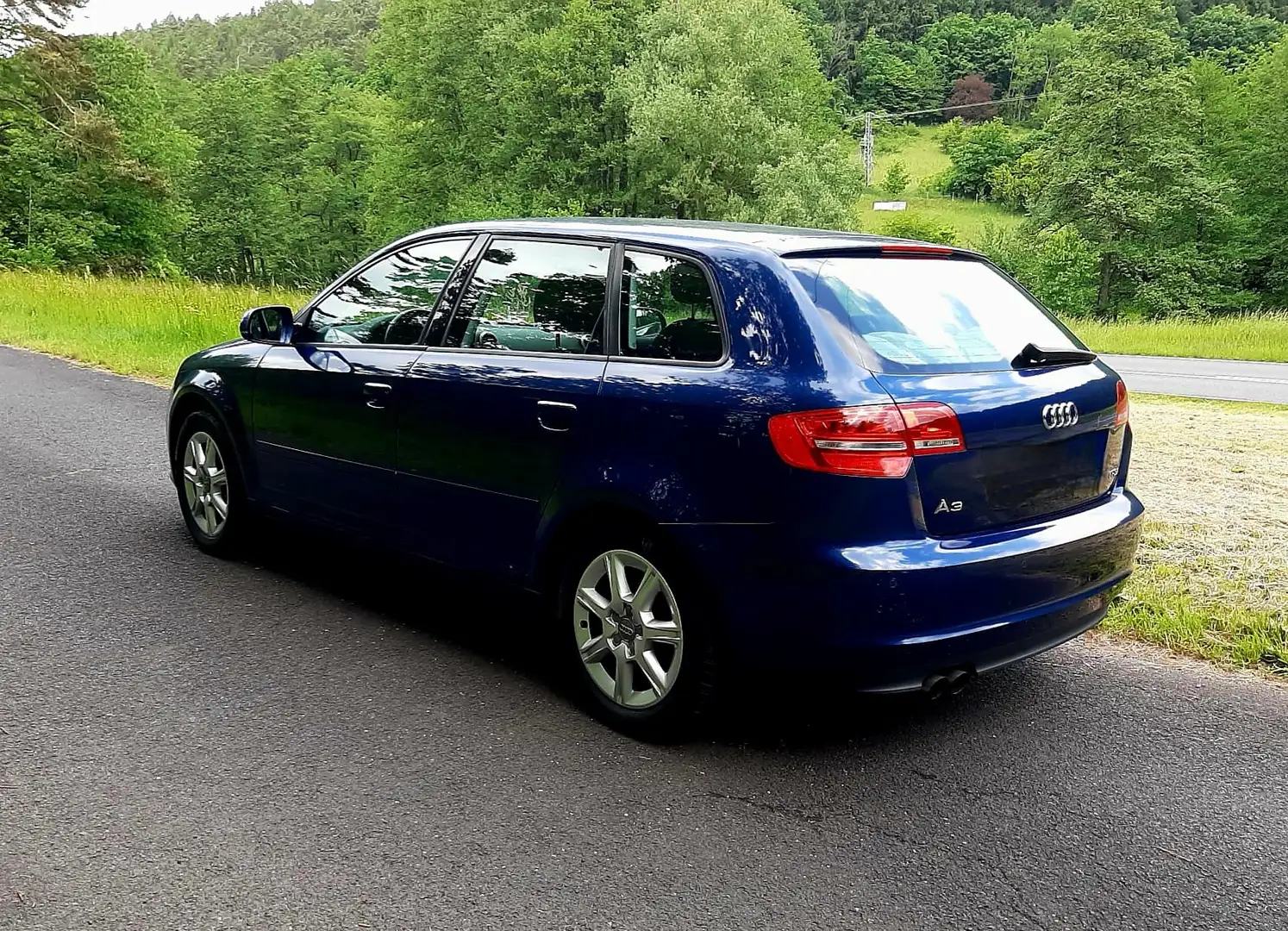 Audi A3 TOP GEPFL. SPARSAMER AUDI A3,TÜVneu, unfallfrei Blau - 2
