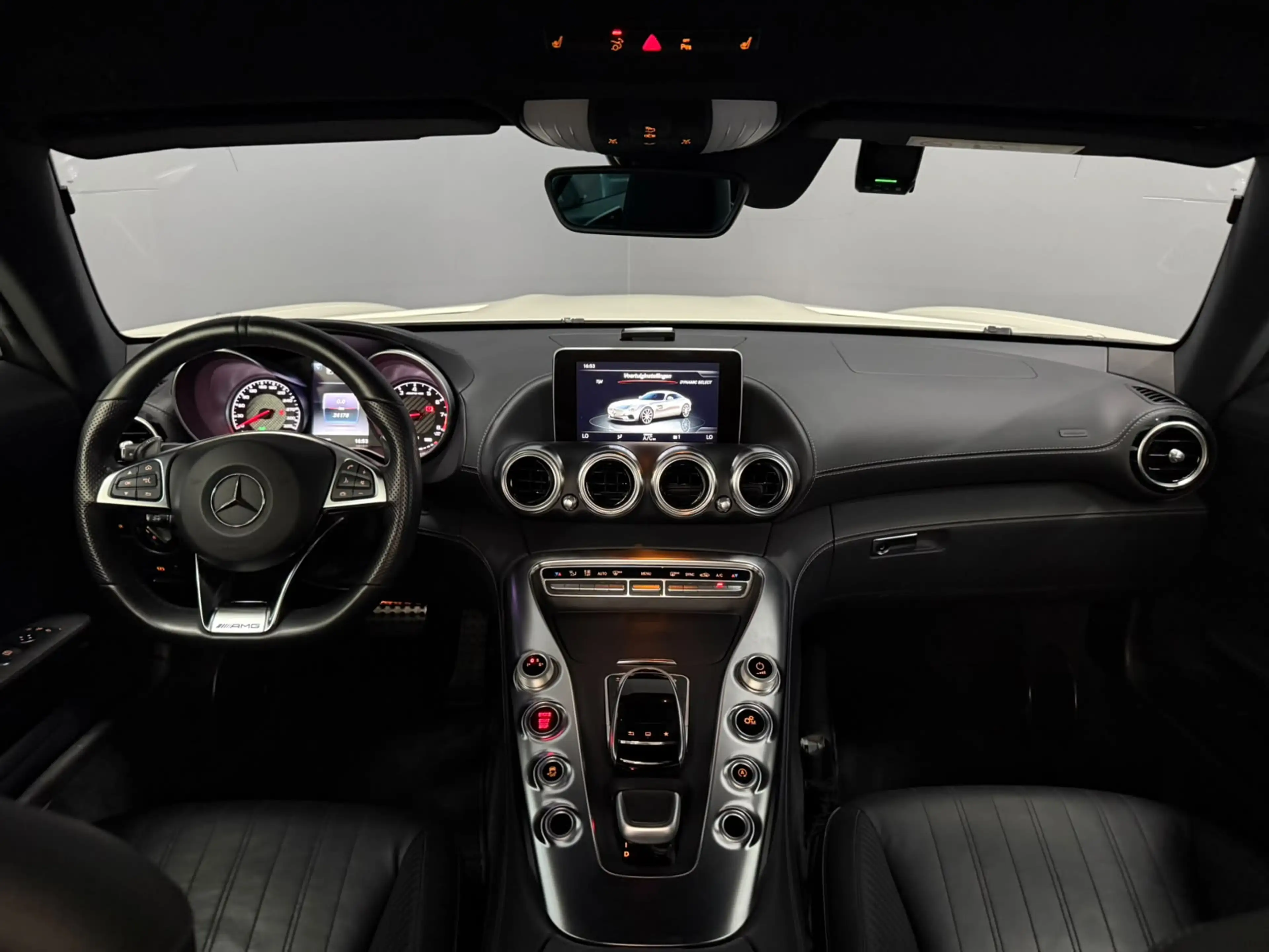 Mercedes-Benz AMG GT 4.0 | 462 pk | Diamant-wit Bright designo | 24.178 — photo 13