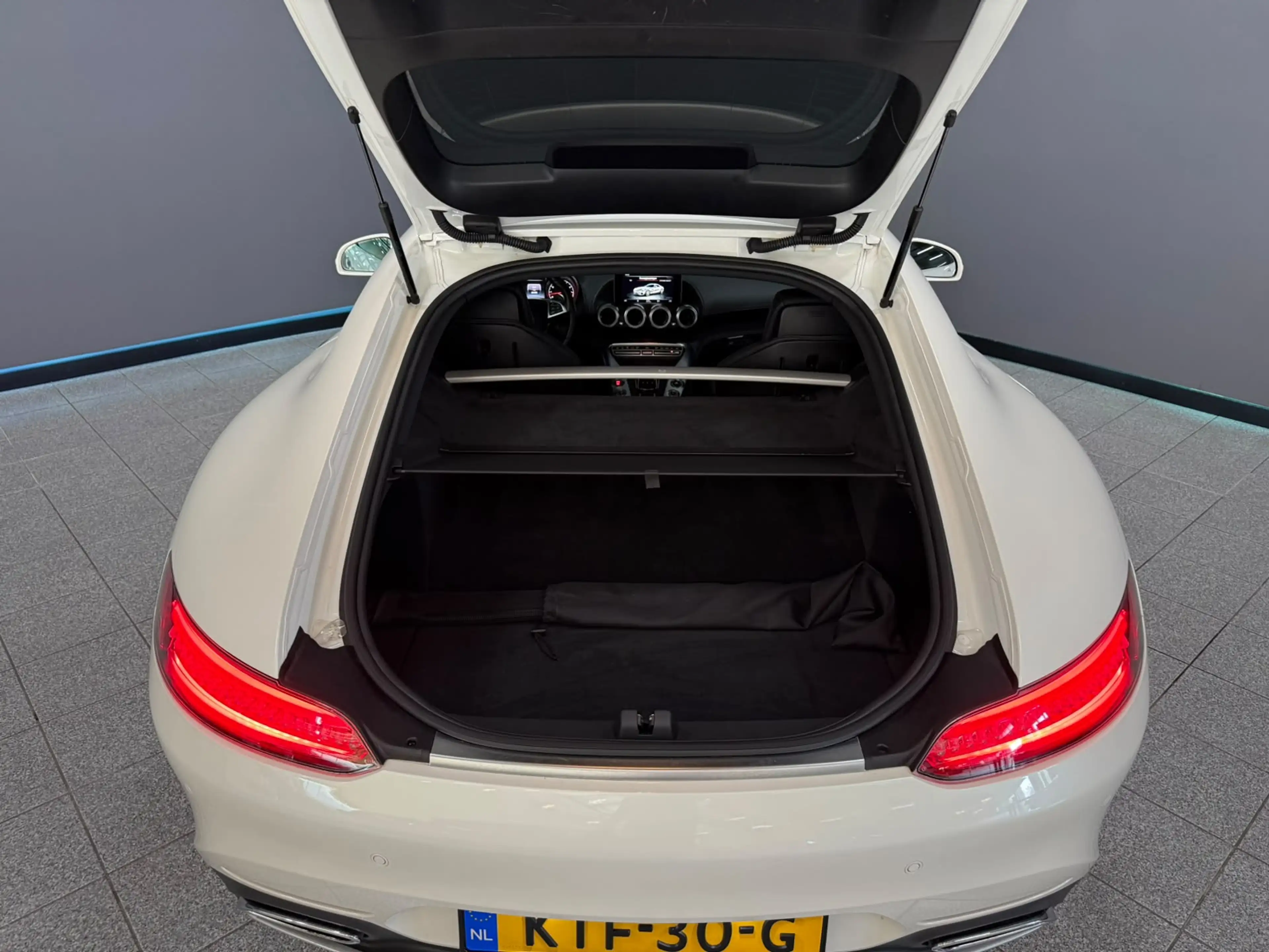 Mercedes-Benz AMG GT 4.0 | 462 pk | Diamant-wit Bright designo | 24.178 — photo 24