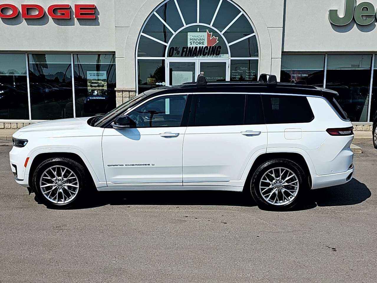 2024 Jeep Grand Cherokee Summit 4x4 — снимка 1