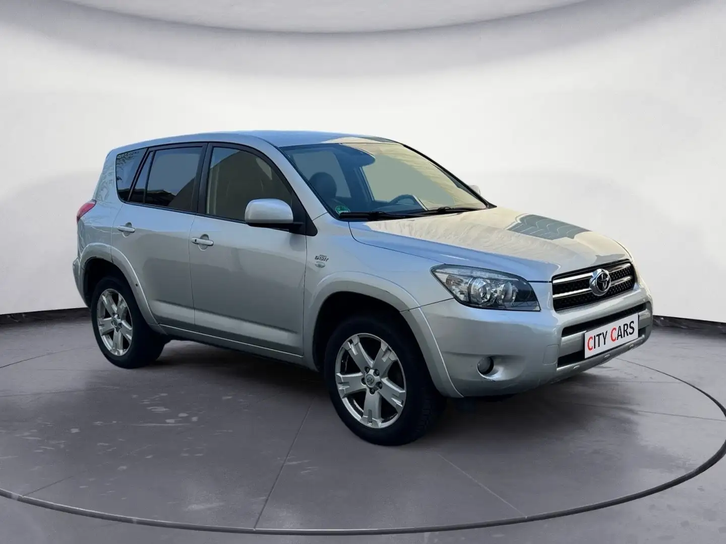 Toyota RAV 4 RAV4 2.2 Executive 4x4 Navi Leder Silber - 2