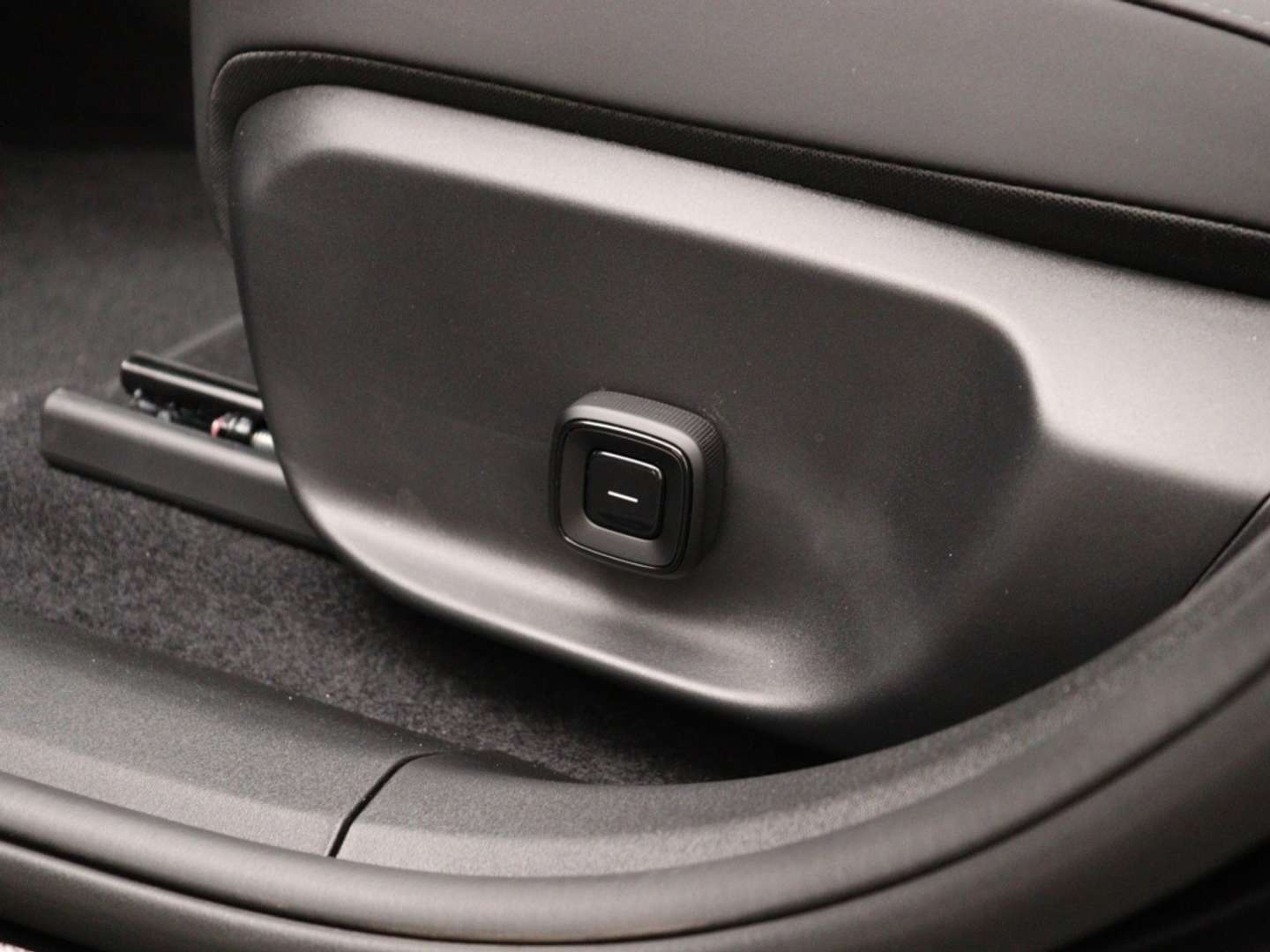 Volvo EX30 Ultra TWIN MOTOR PERFORMANCE - 2025 - Joinsteer - #10