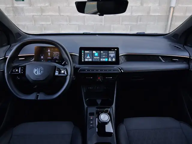 MG MG3 view 12