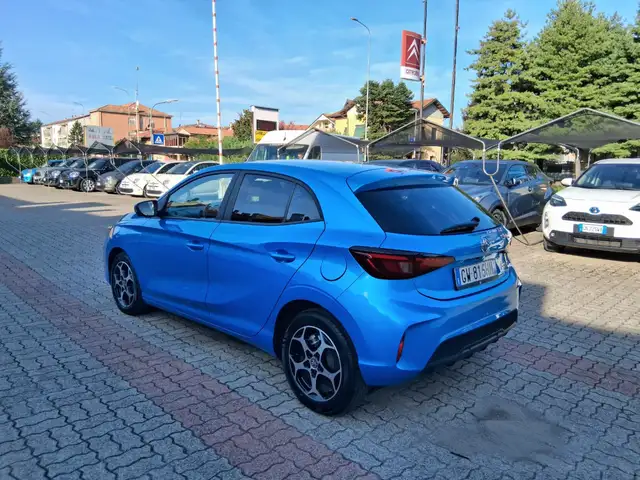 MG MG3 view 3