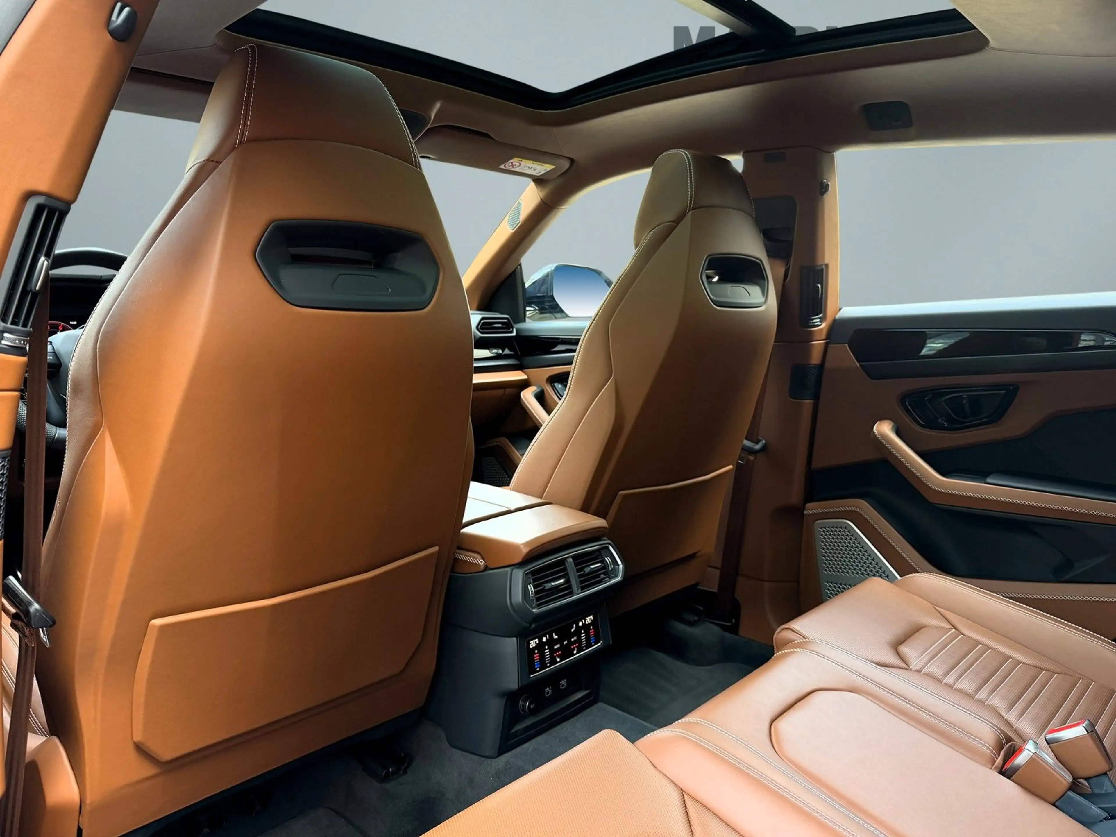 Lamborghini Urus SE  1.Hand 23" Alu Garantie Sonderlack — photo 15