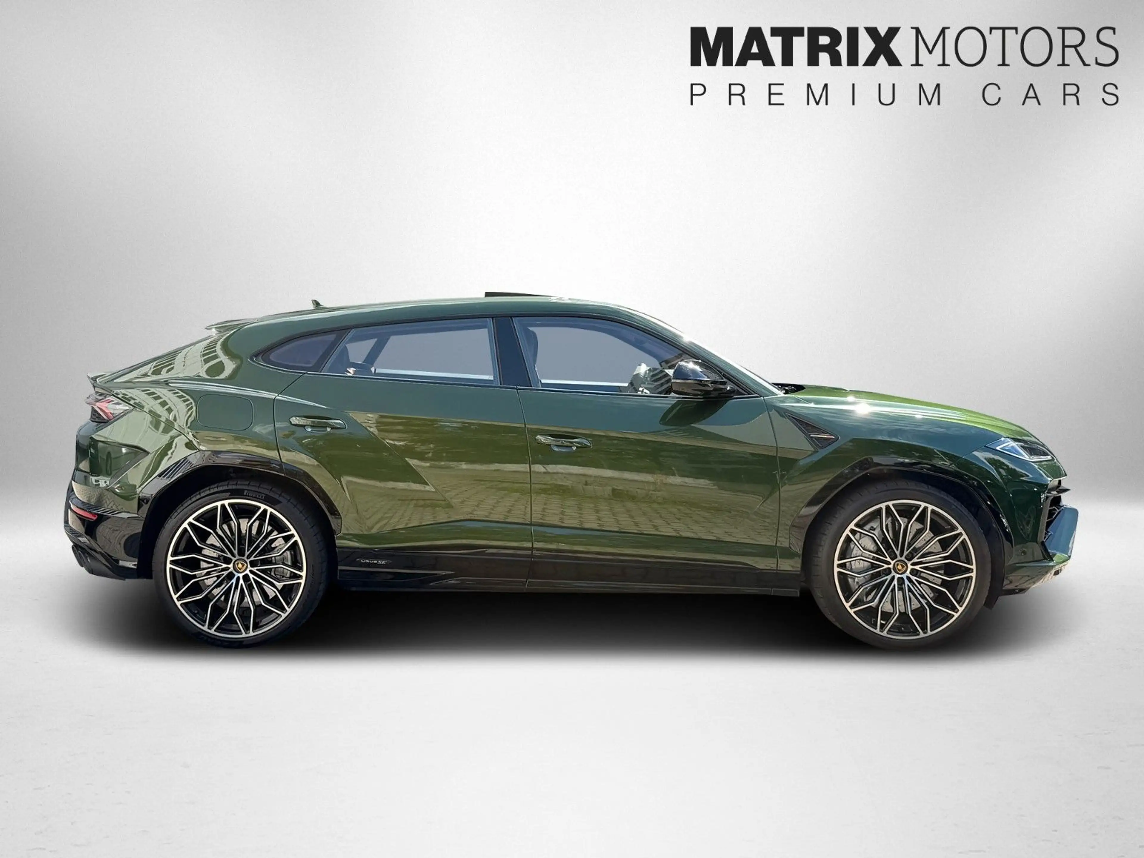 Lamborghini Urus SE  1.Hand 23" Alu Garantie Sonderlack — photo 5