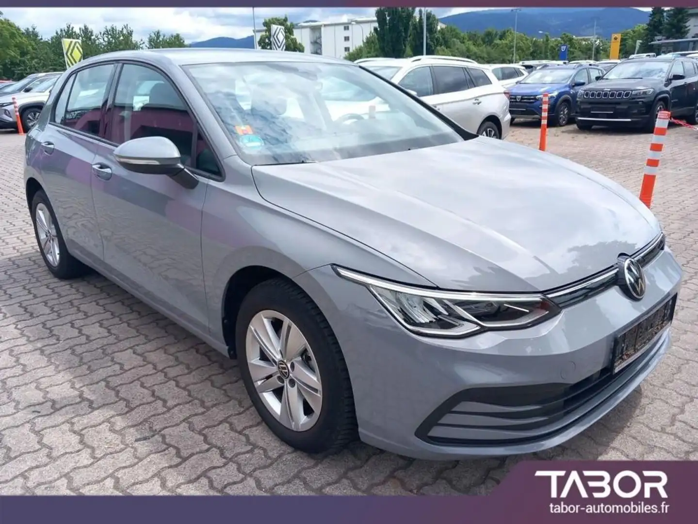Volkswagen Golf VIII 1.5 TSI 130 Life LED AppCo Gris - 2