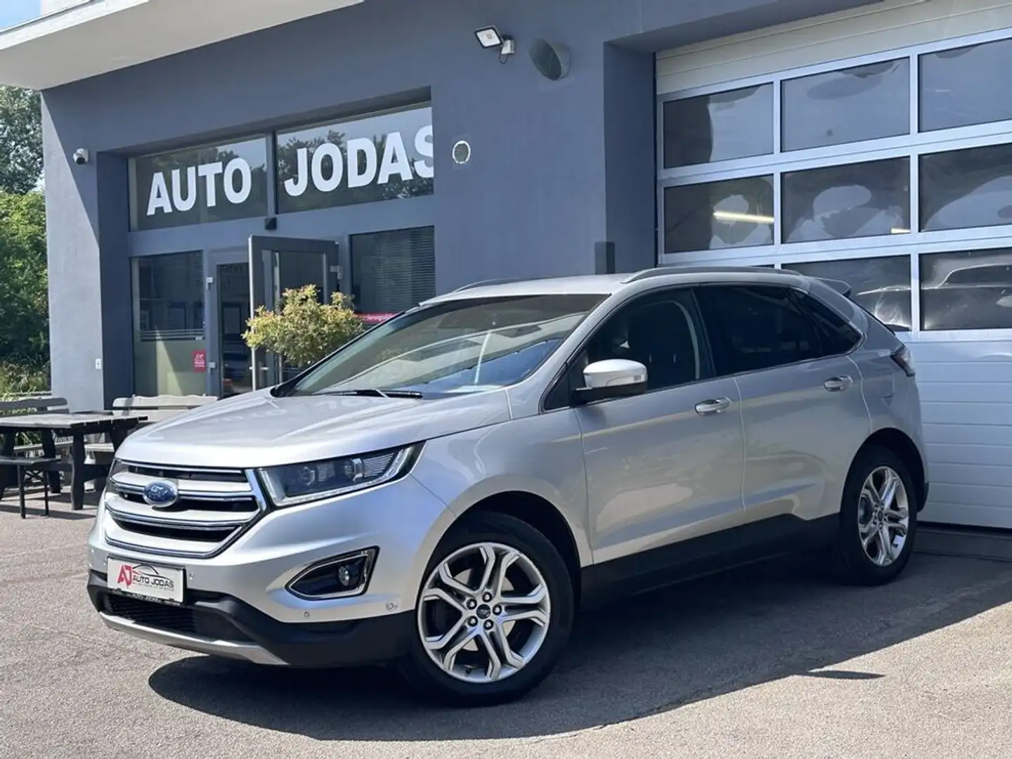 Ford Edge 2.0 TDCi Titanium 4x4 **Kamera/Spurass.** Silber - 2