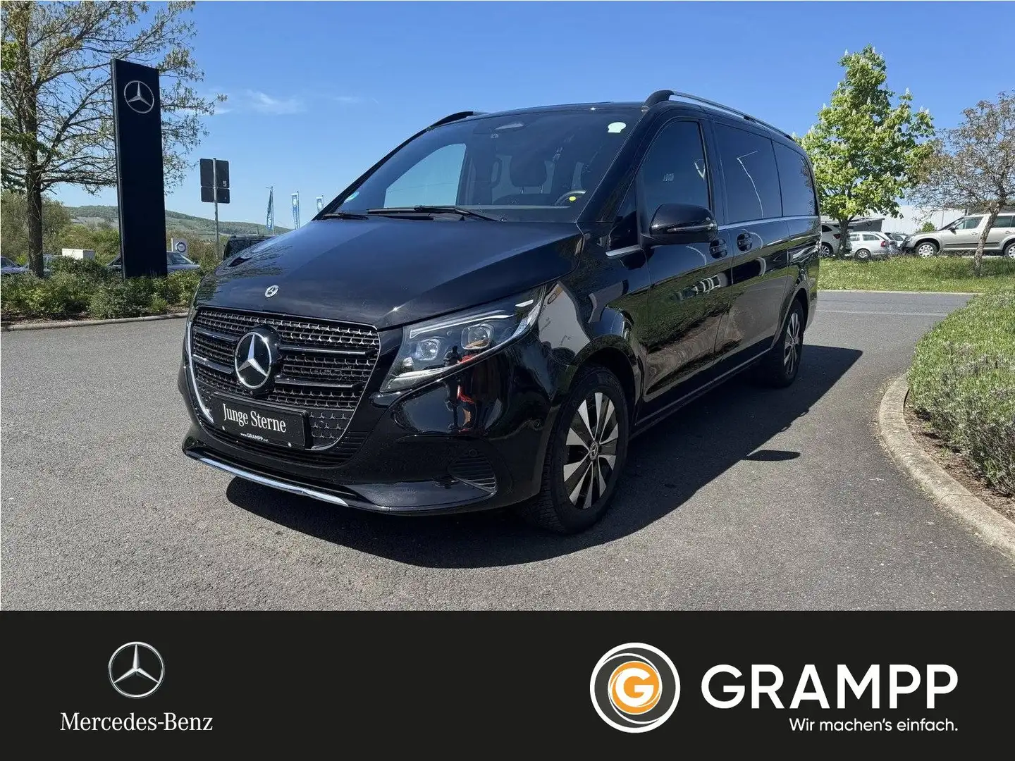Mercedes-Benz V 300 AVANTGARDE Standheizung*7-Sitze*AHK*360°* Schwarz - 1