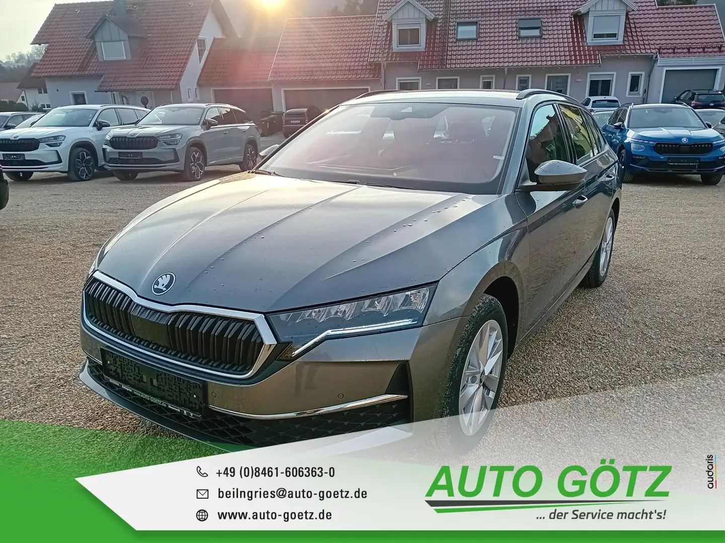 Skoda Octavia Combi Selection DSG AHK*Navi*LED*Tempomat*Kamera*L Grau - 1