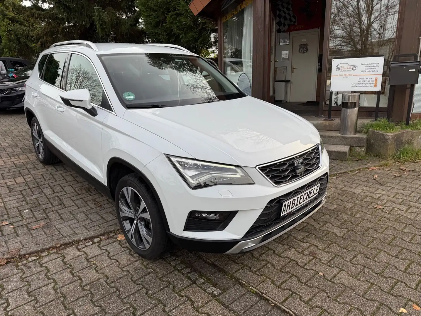 SEAT Ateca Style DSG Navi Kamera LED 1 Hand Weiß - 2