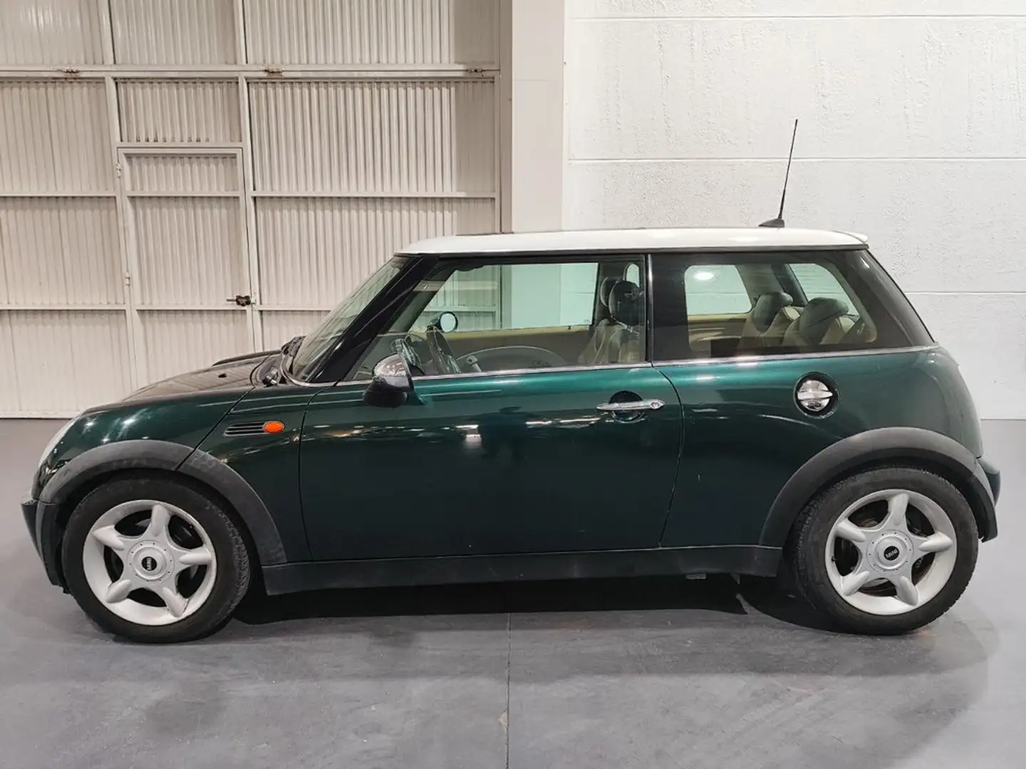 MINI Cooper Aut. Grün - 2