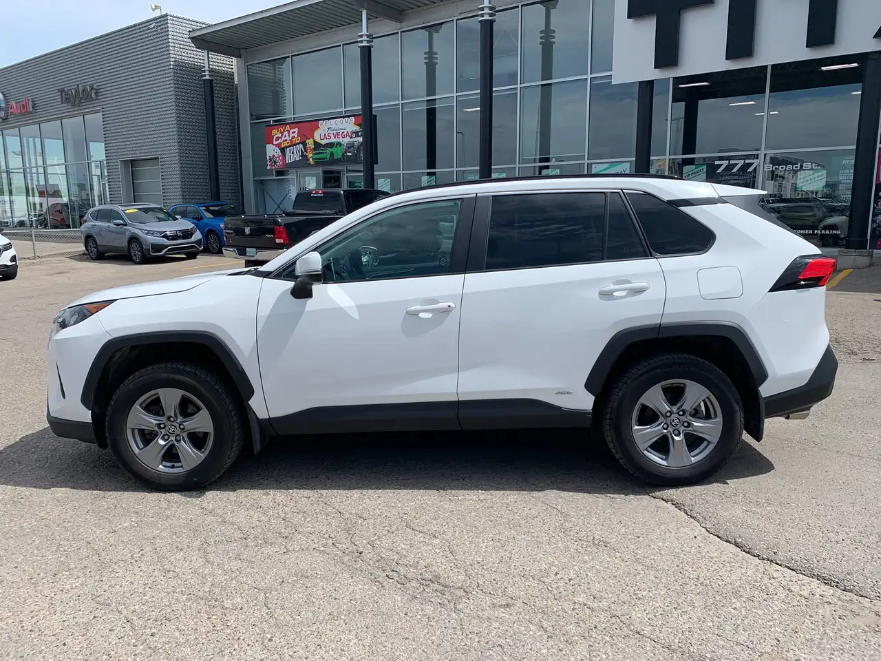 Toyota RAV 4 снимка Toyota RAV 4