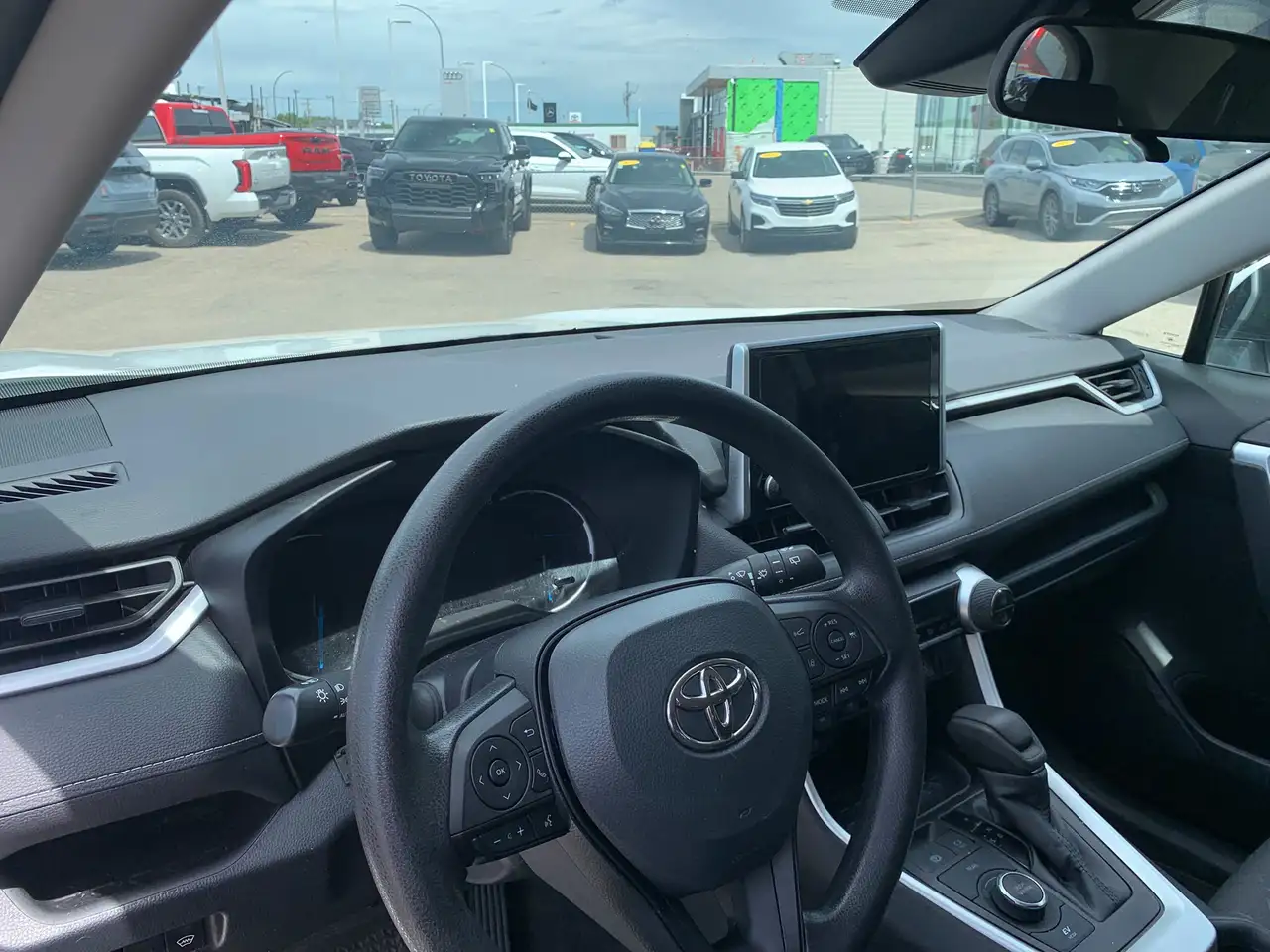 Toyota RAV 4 снимка Toyota RAV 4