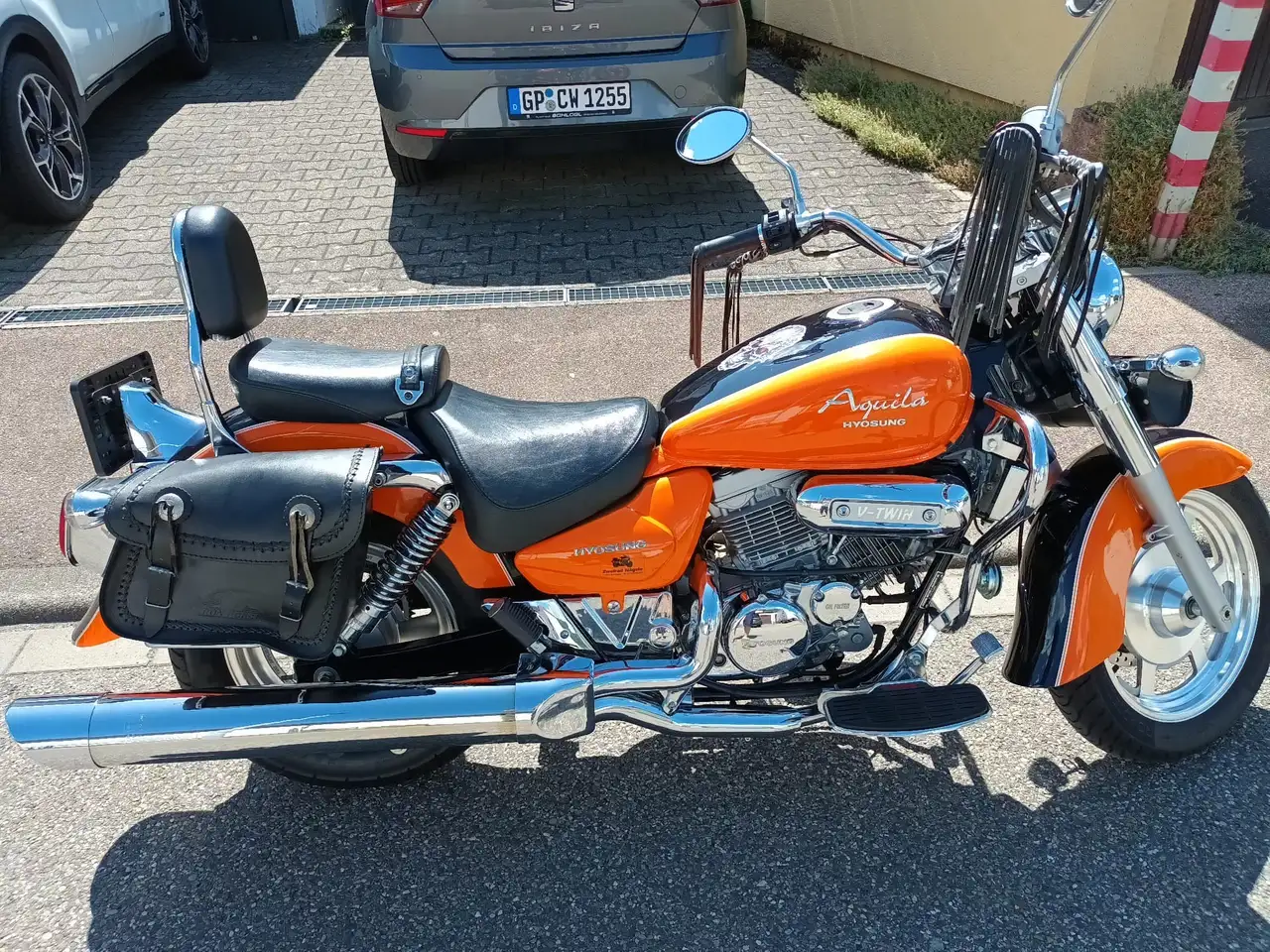 Hyosung Aquila 125
