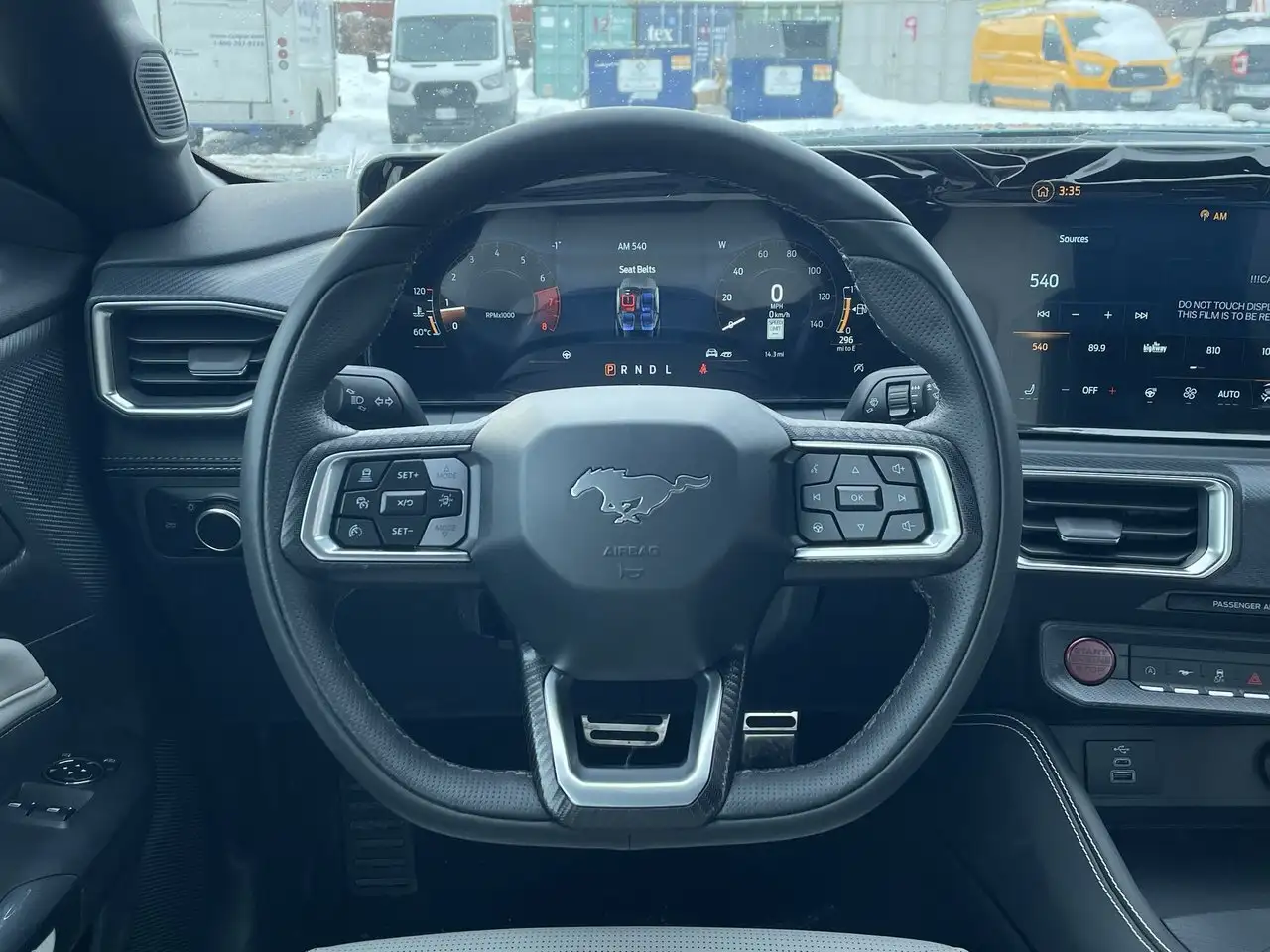 Ford Mustang снимка Ford Mustang