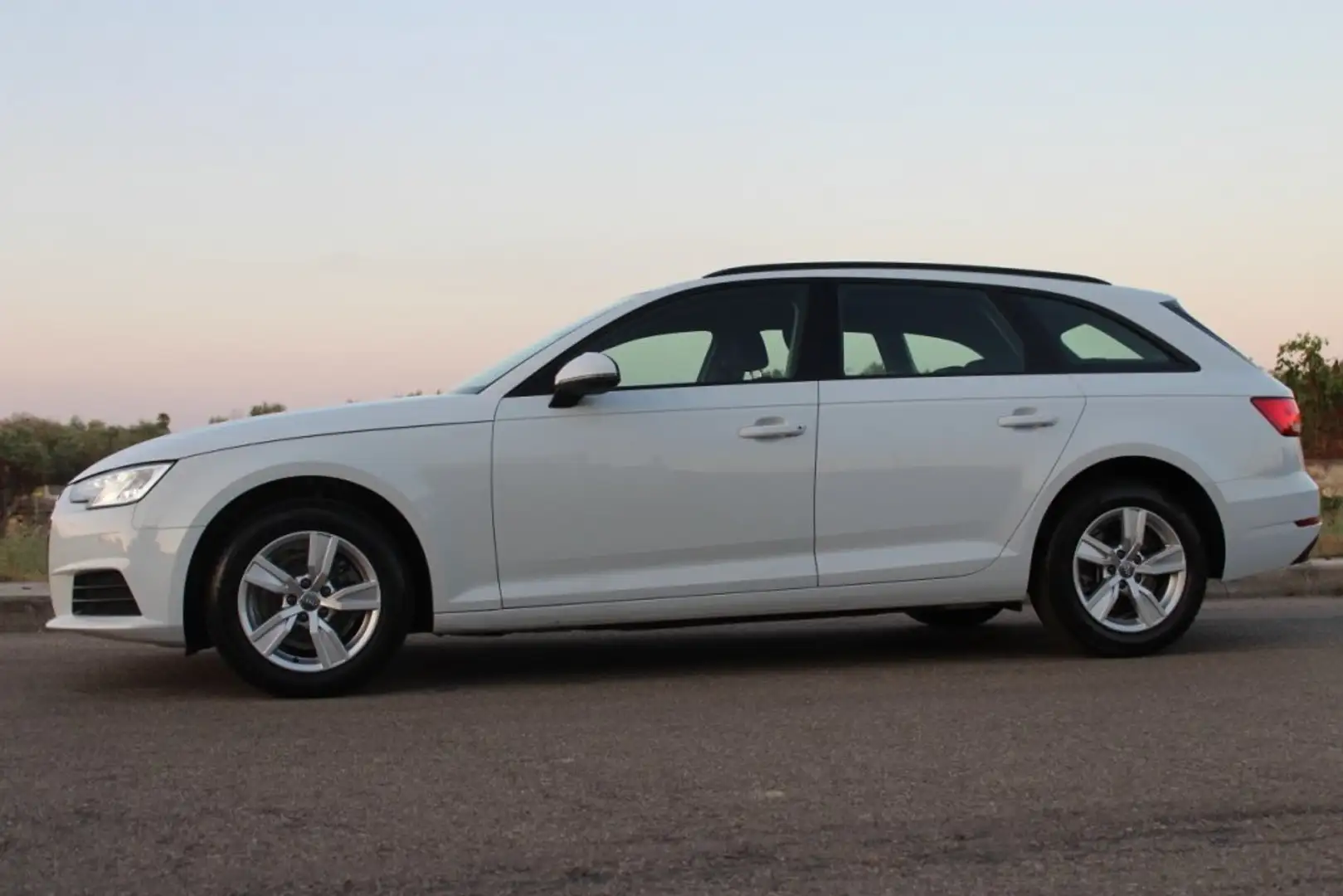Audi A4 Avant 2.0 TDI 150CV s-tronic *SOLI 61.000 KM Bianco - 2