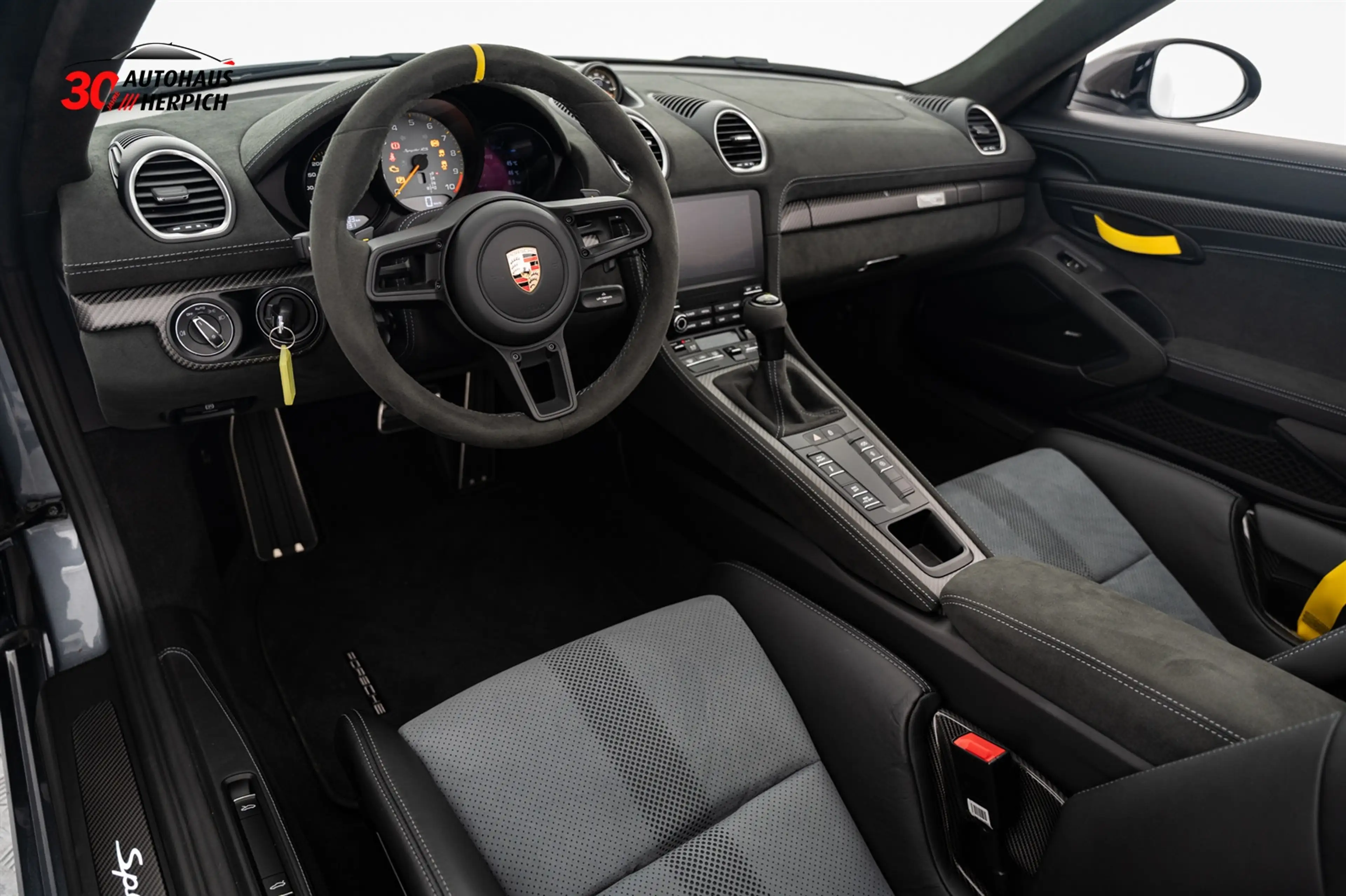 Porsche Boxster Spyder RS Weissach PCCB Lift LED Approve — photo 9