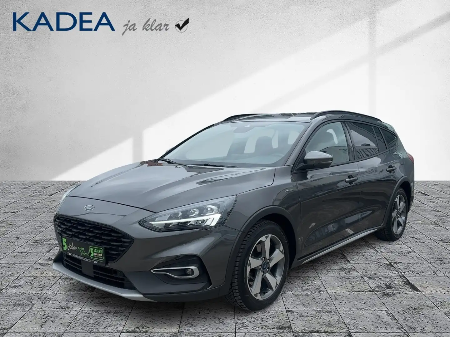 Ford Focus Turnier Active X el.Heck*LED*CAM*CarPlay Šedá - 2