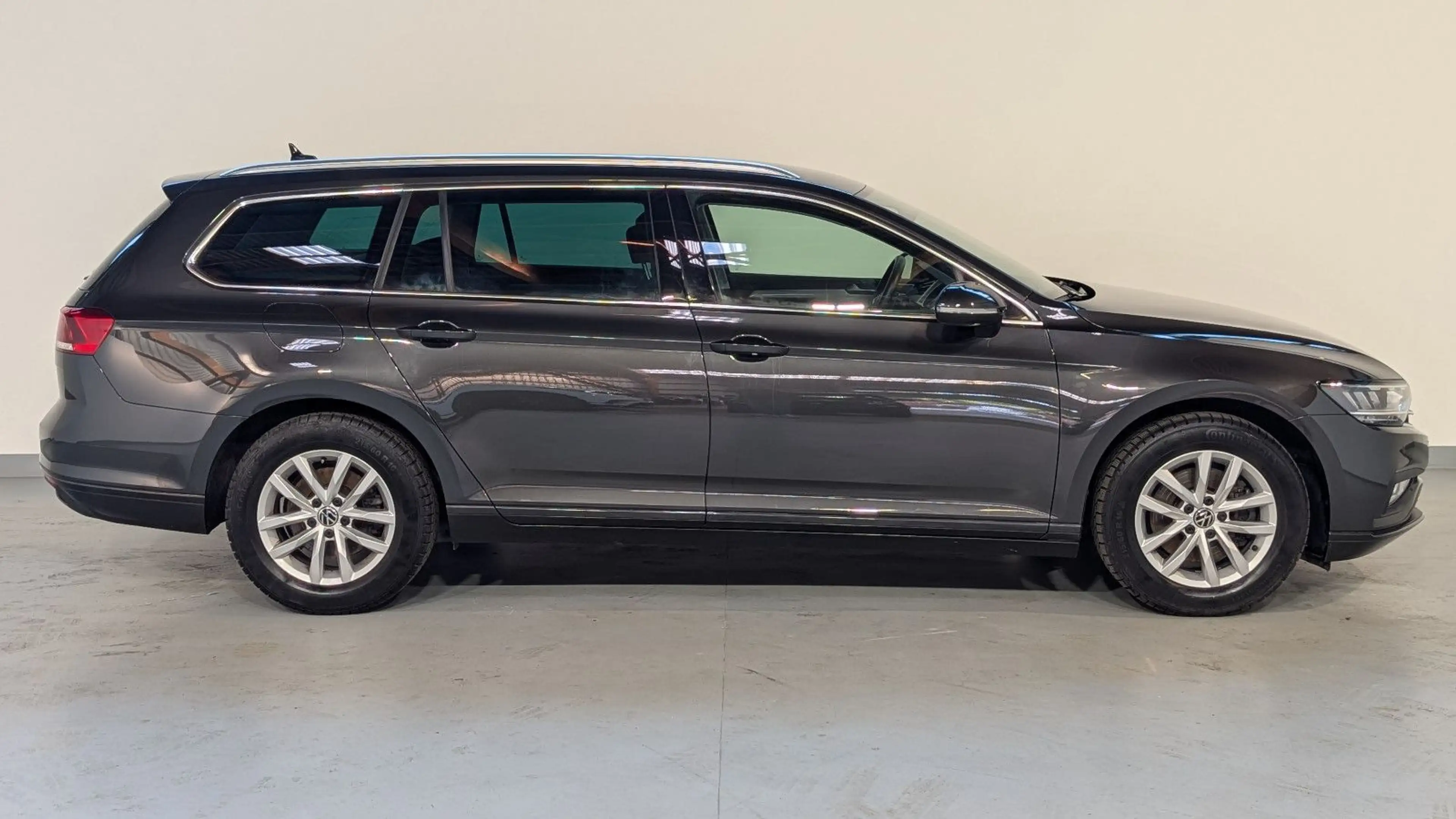 Volkswagen Passat Variant Passat 1.5 TSI Business ACC+SIDE+KAM+LED+AHK — photo 8