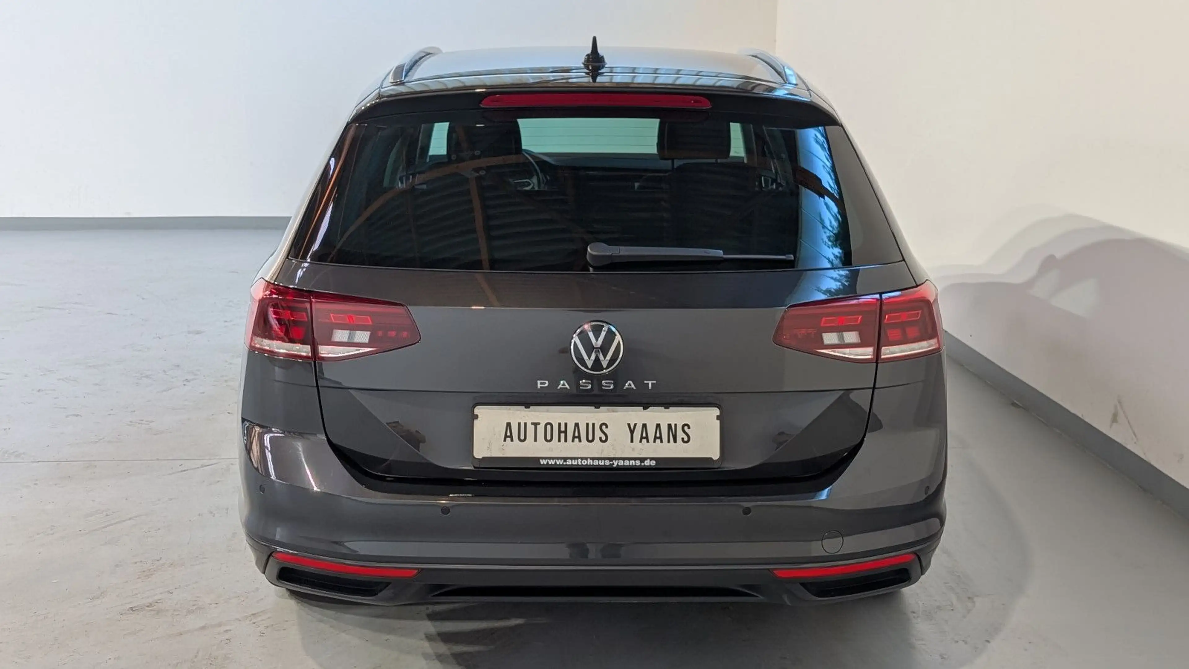 Volkswagen Passat Variant Passat 1.5 TSI Business ACC+SIDE+KAM+LED+AHK — photo 6