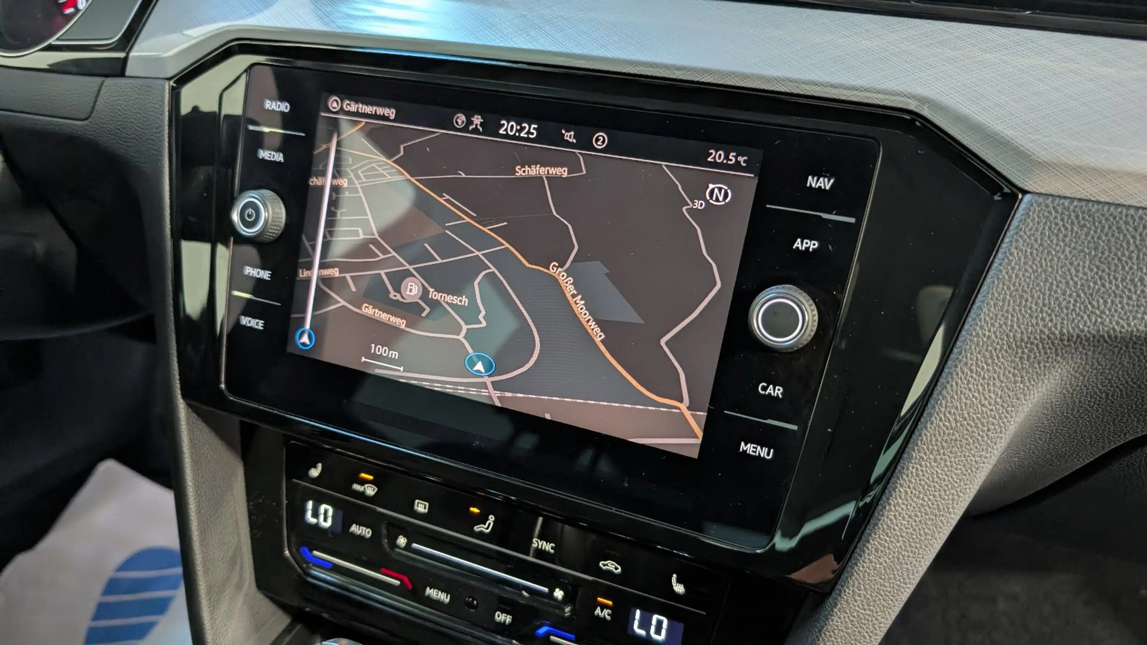 Volkswagen Passat Variant Passat 1.5 TSI Business ACC+SIDE+KAM+LED+AHK — photo 11