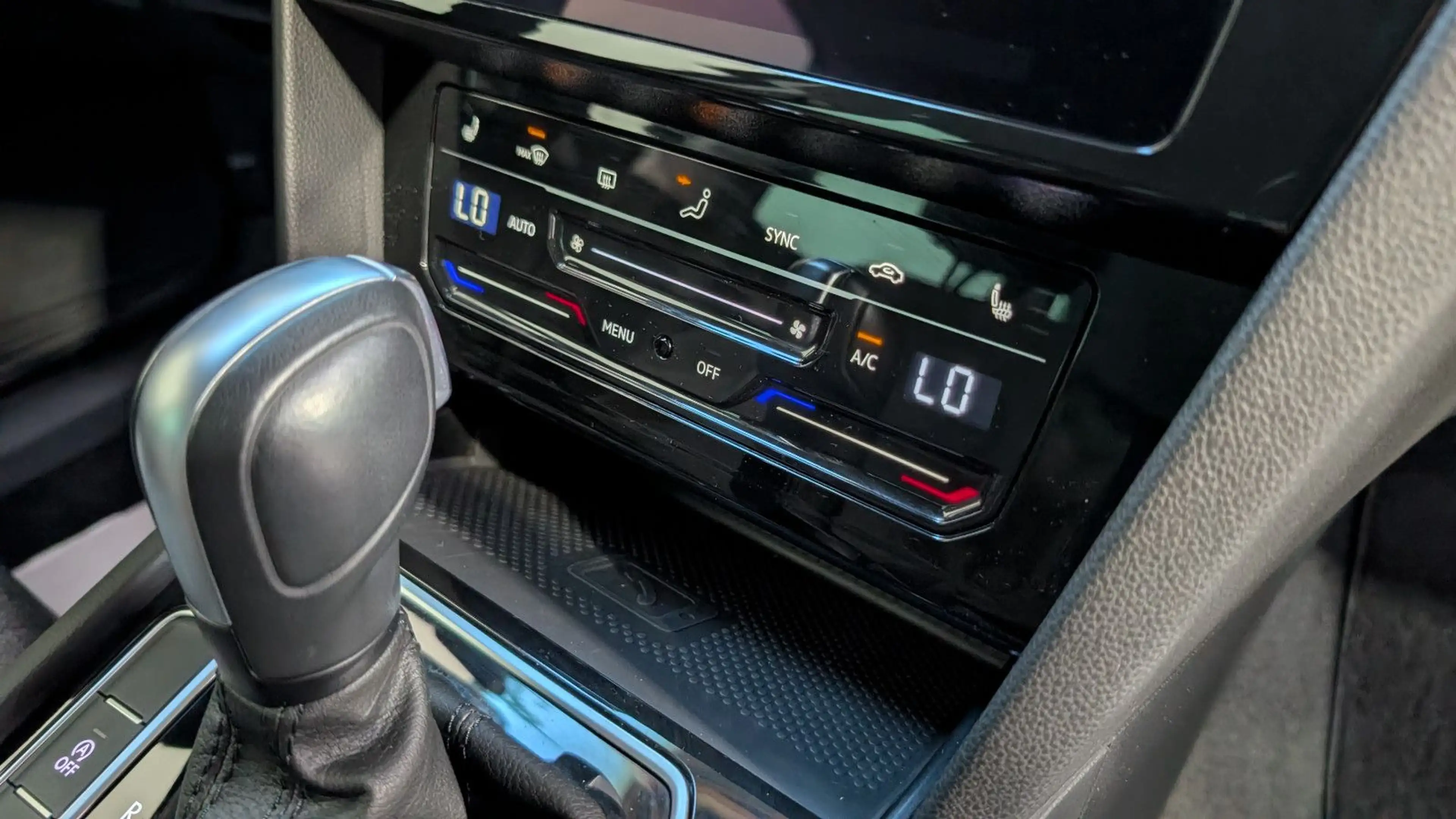 Volkswagen Passat Variant Passat 1.5 TSI Business ACC+SIDE+KAM+LED+AHK — photo 12