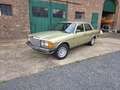 Mercedes-Benz 230 230 E W123 Groen - thumbnail 4