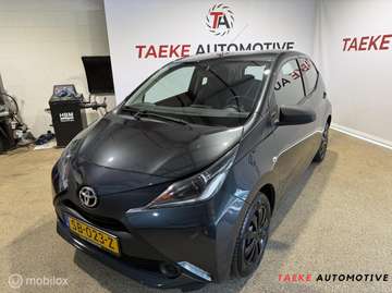 1.0 VVT-i x CRUISE/AIRCO/5DRS/NAP/APK