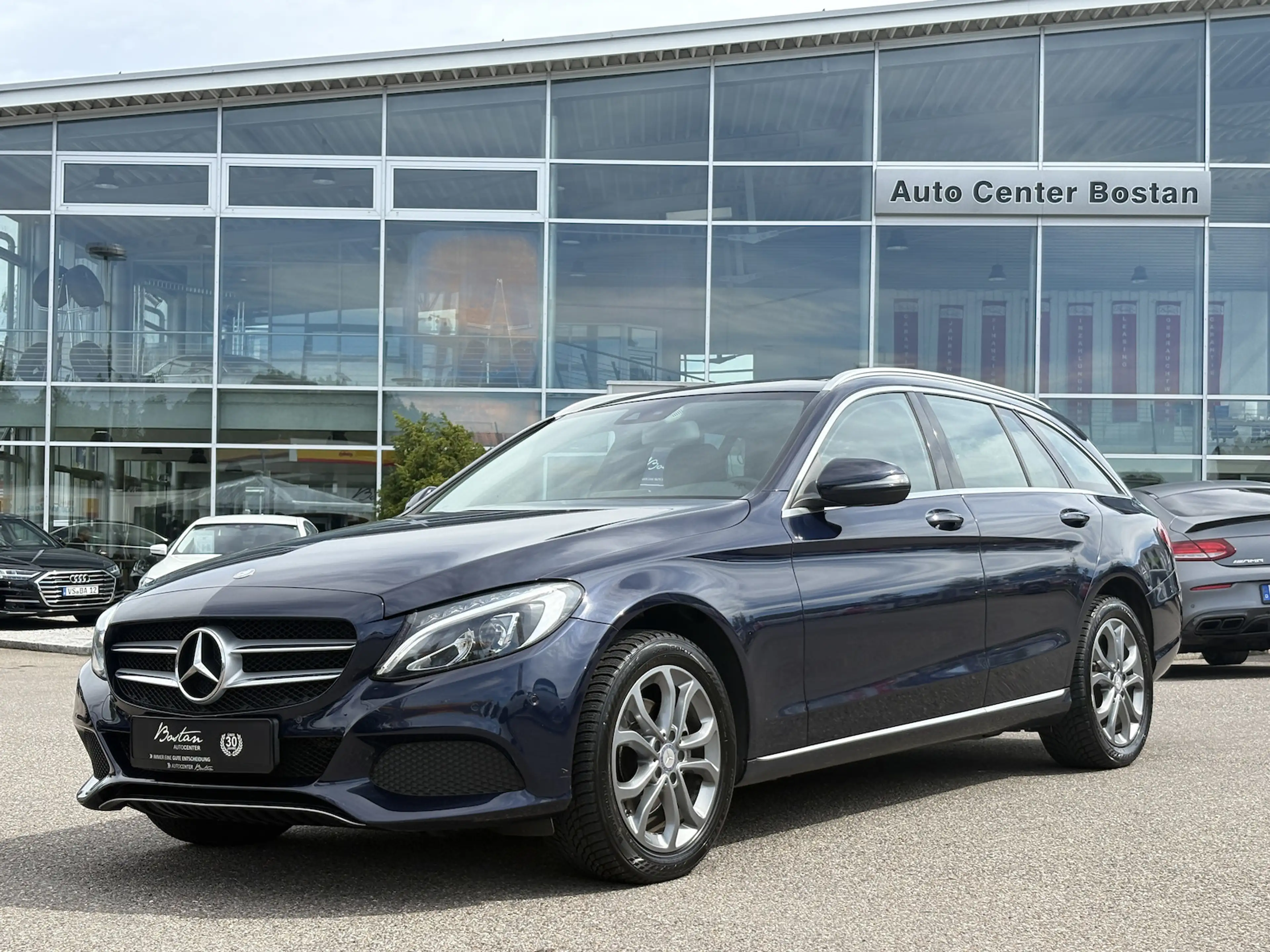 Mercedes-Benz C 220 d 4Matic KAMERA/NAVI/PANO/SITZHEIZUNG/AHK — photo 2
