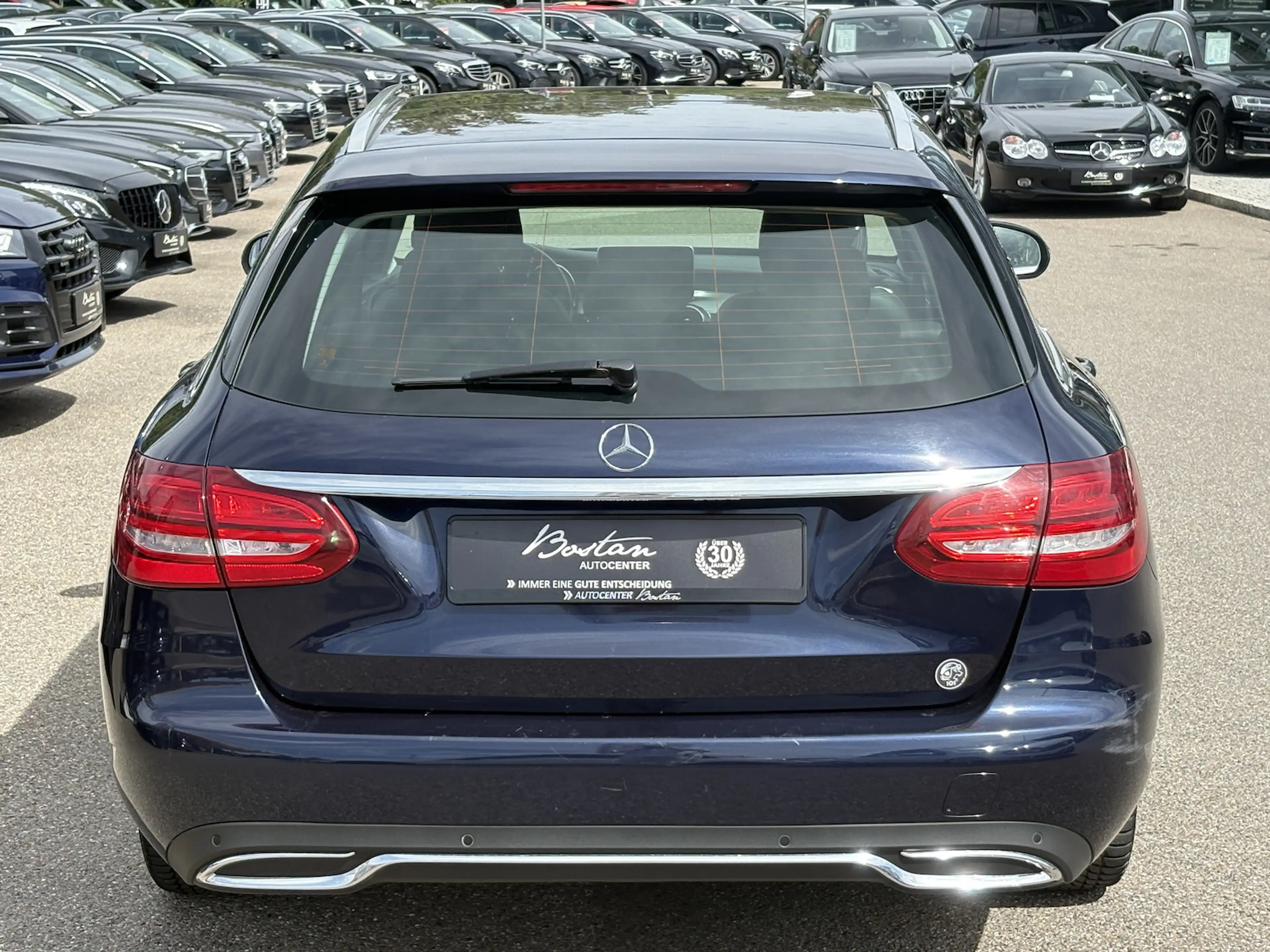 Mercedes-Benz C 220 d 4Matic KAMERA/NAVI/PANO/SITZHEIZUNG/AHK — photo 6