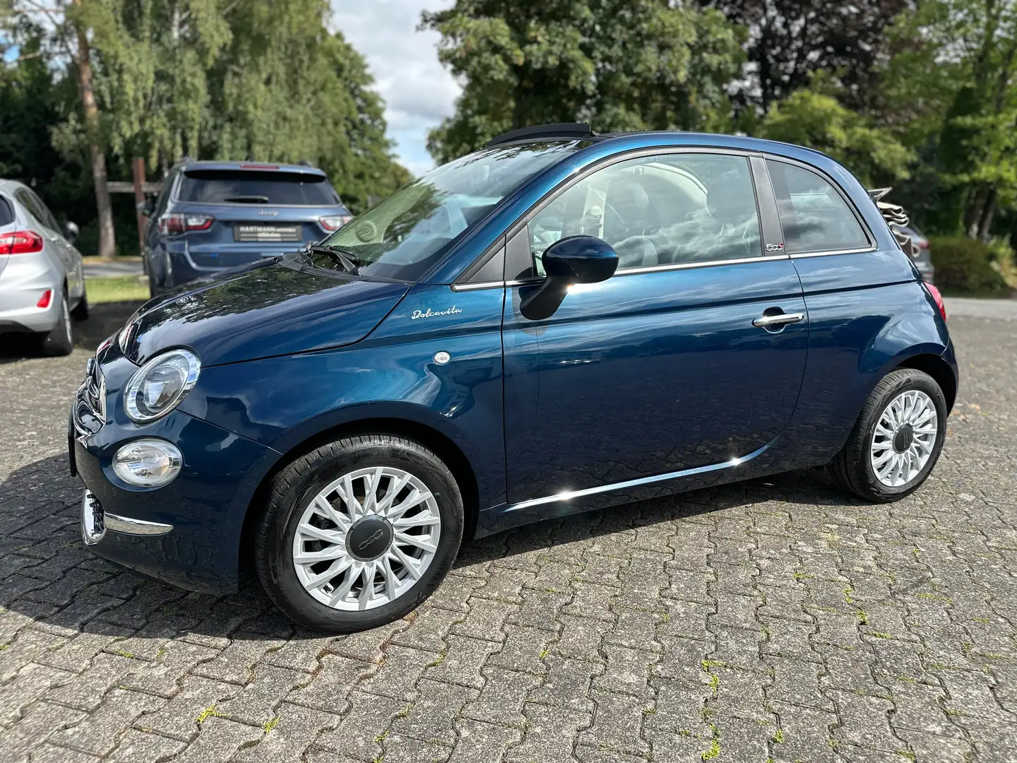 Fiat 500C 1.0 Mild-Hybrid Dolcevita Pdc/Klima/CarPlay Blau - 1