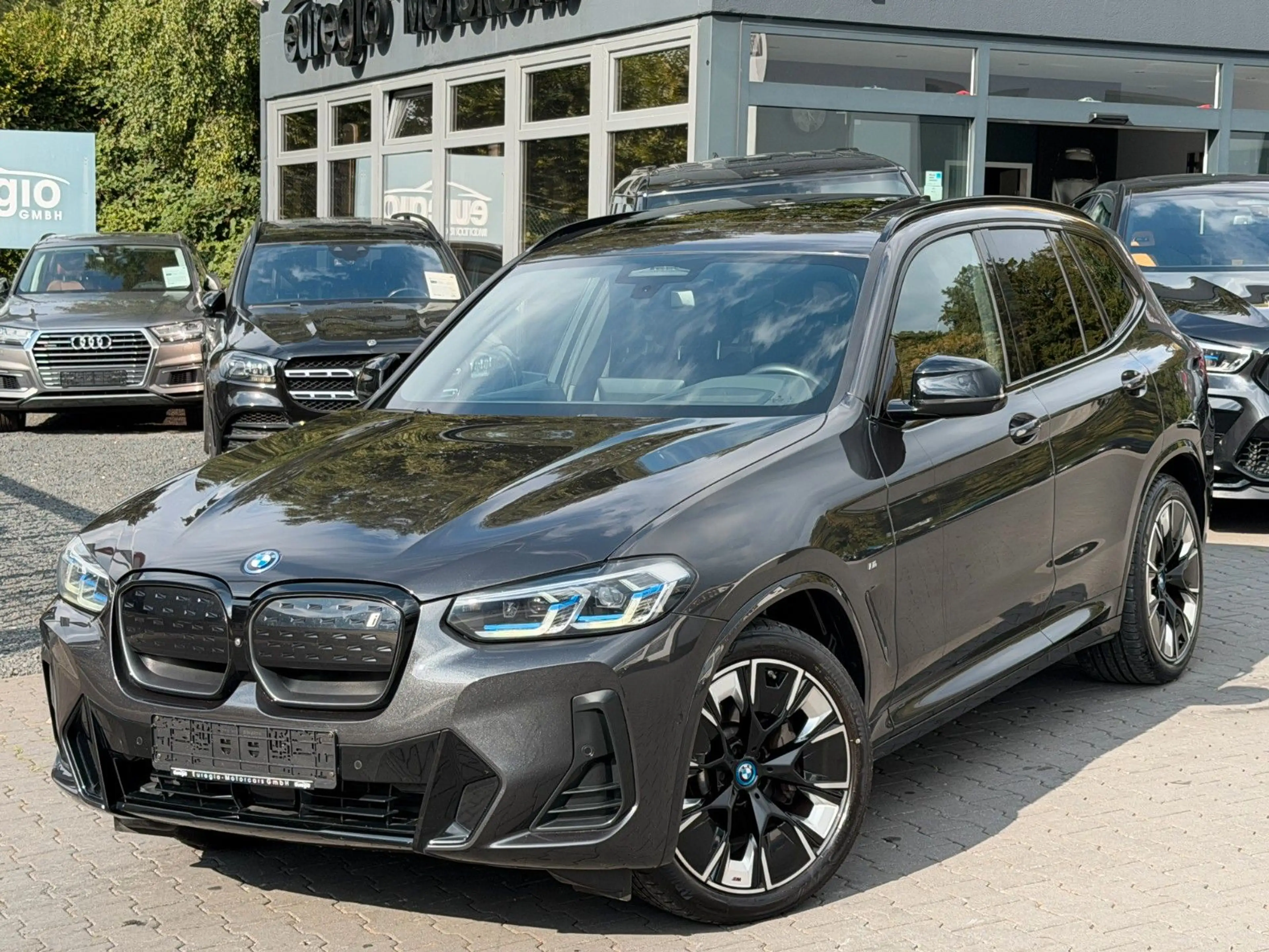 BMW iX3 Impressive 1 Hand - Laser - M Sportpaket /// — photo 2