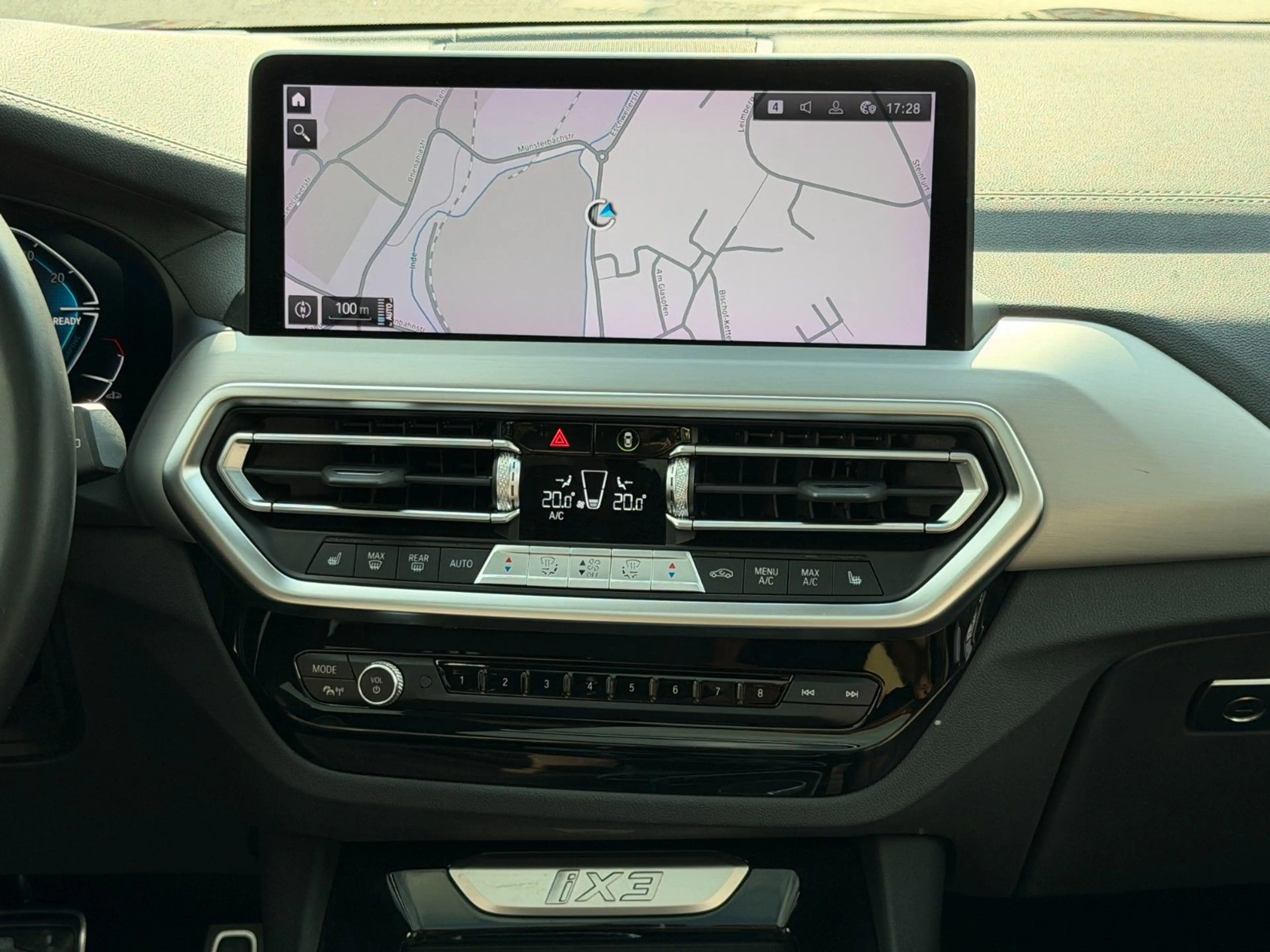 BMW iX3 Impressive 1 Hand - Laser - M Sportpaket /// — photo 14