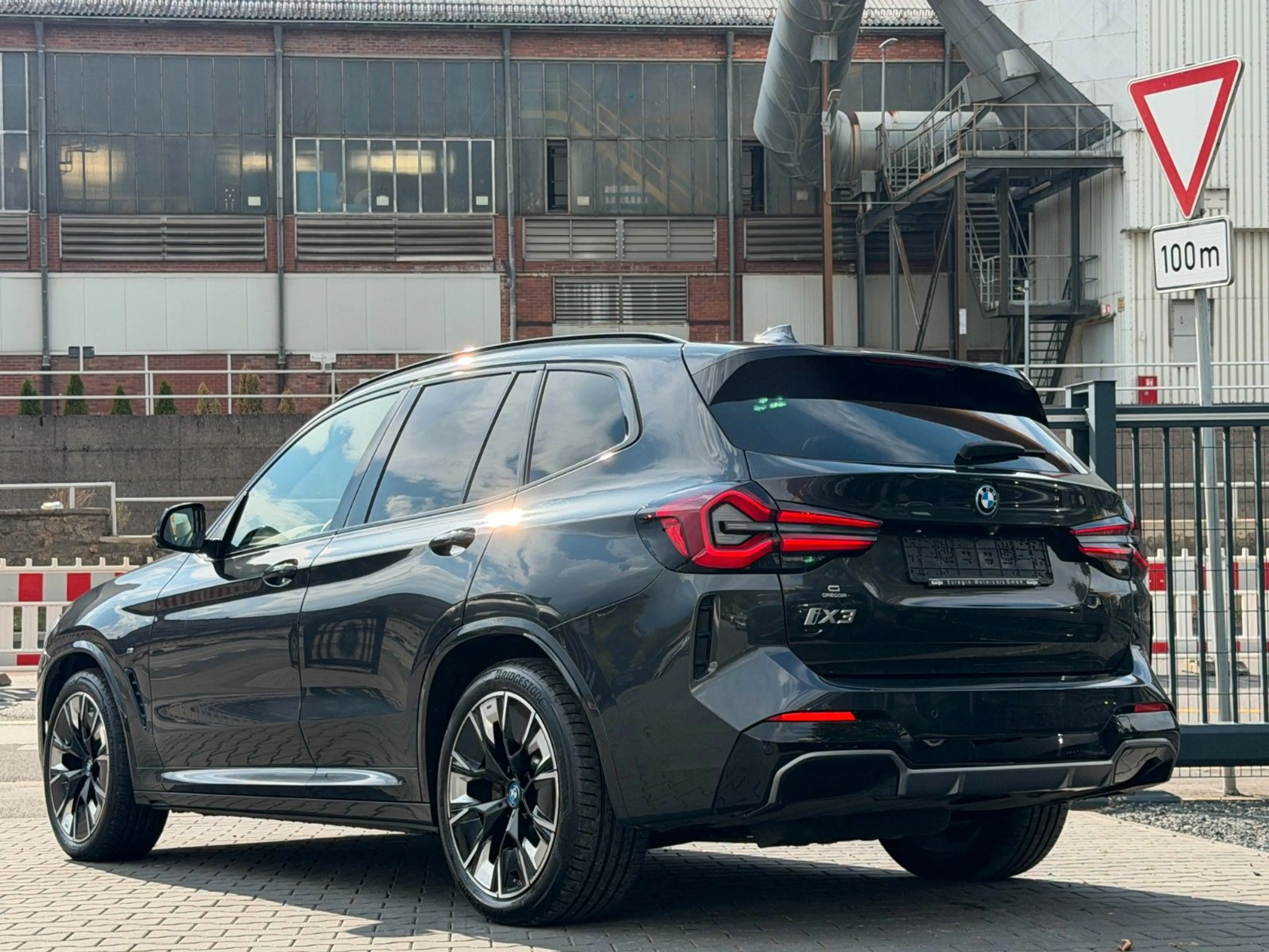 BMW iX3 Impressive 1 Hand - Laser - M Sportpaket /// — photo 10