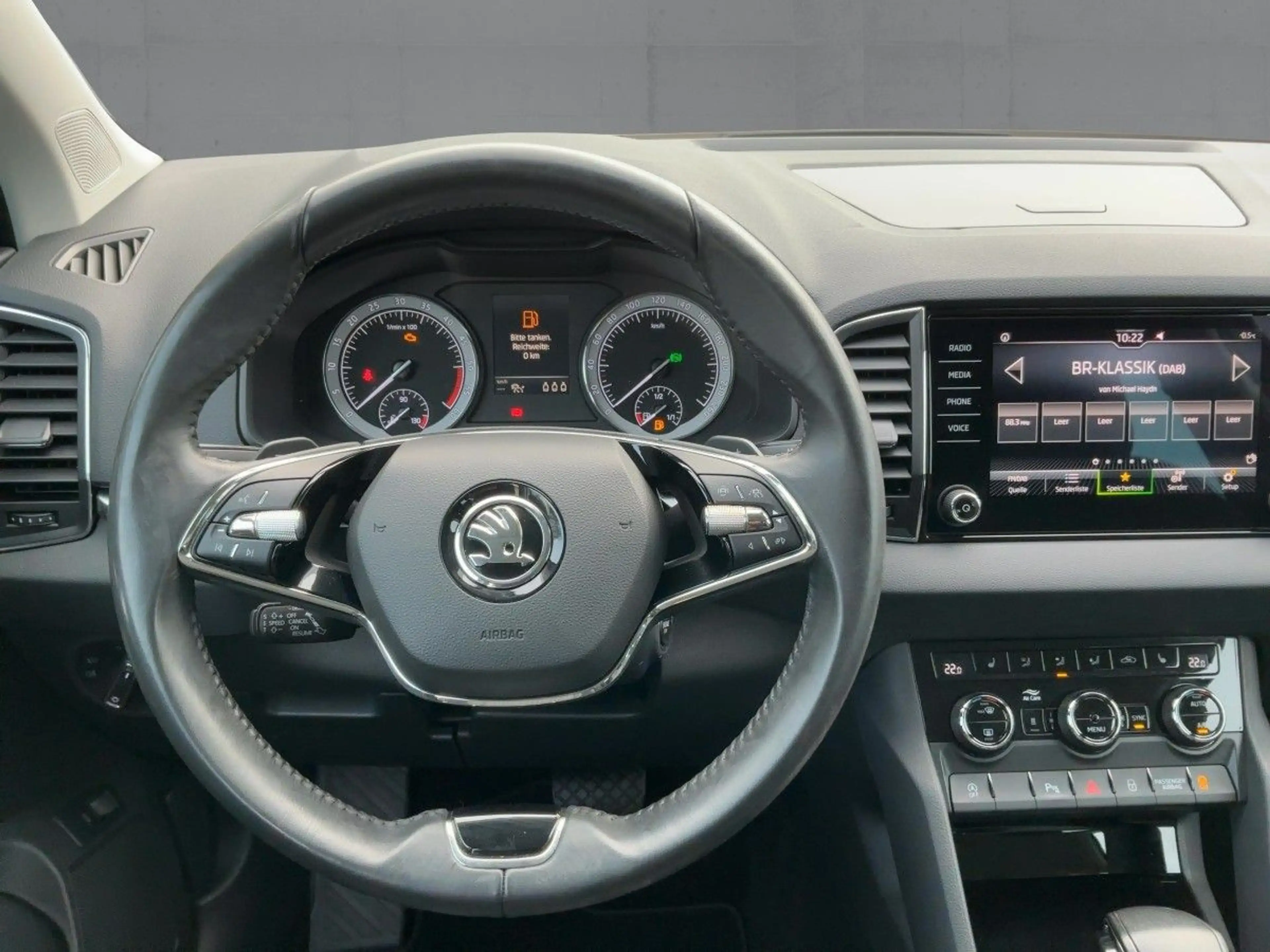 Skoda Karoq 2.0 TDI DSG 4x4 STYLE LED+ACC+STDHZG+AHK — photo 10