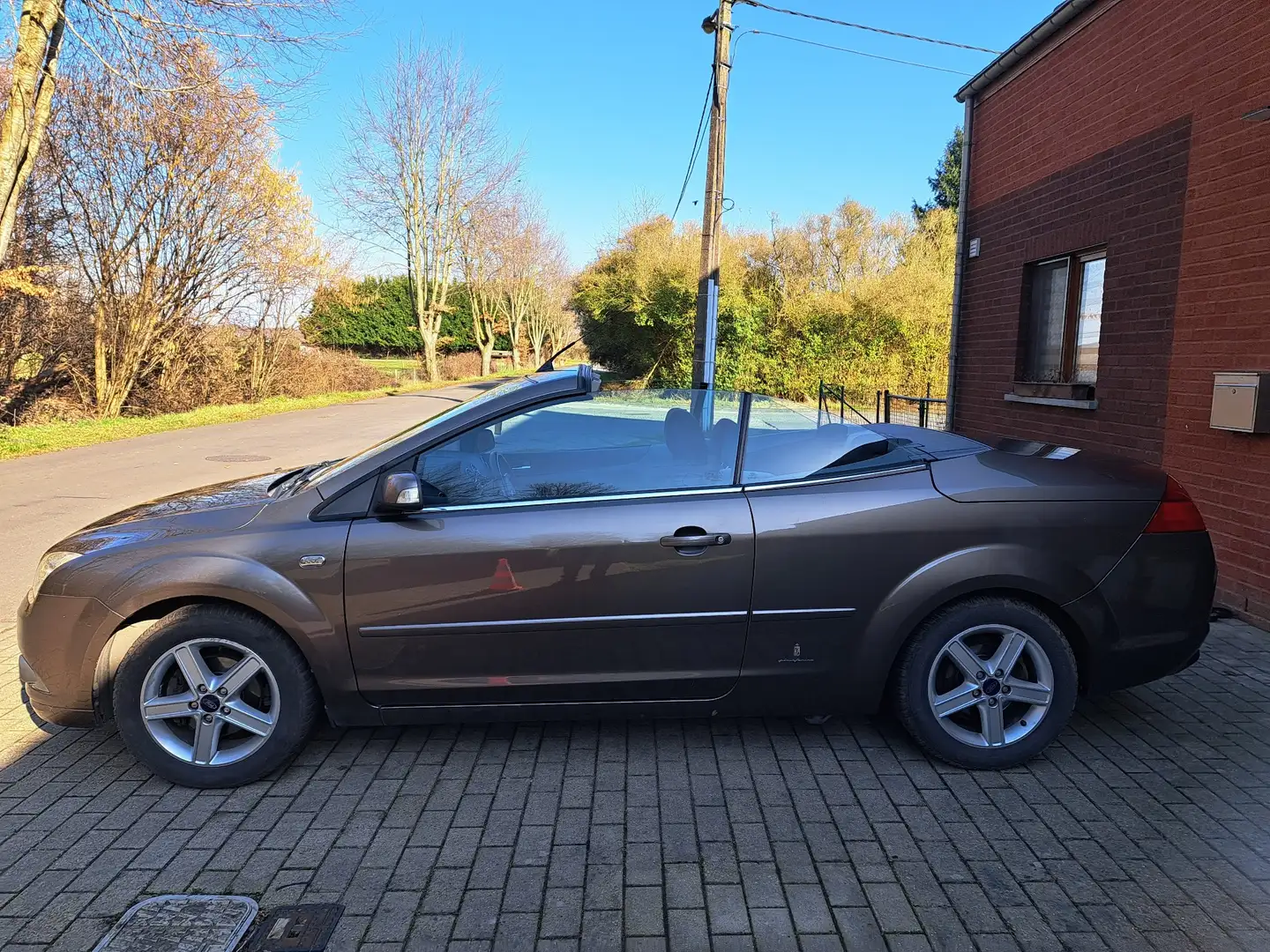 Ford Focus CC 1.6 - 100 Trend - 1