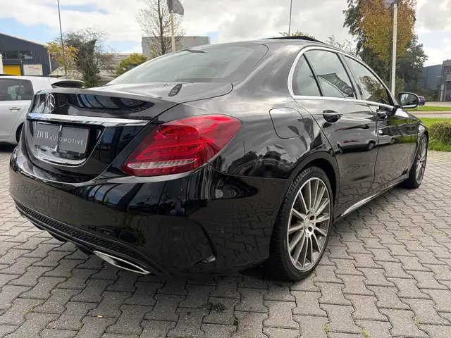 Mercedes-Benz C-Class view 4