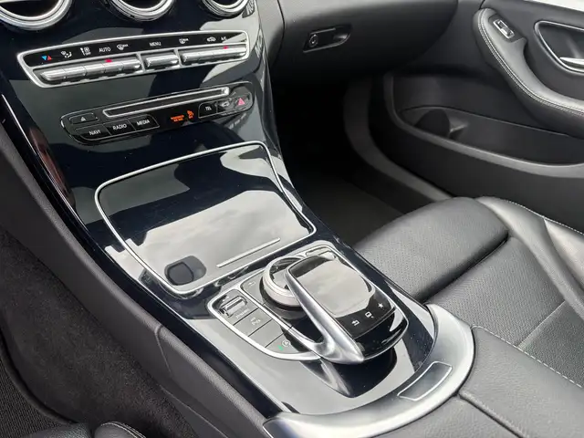 Mercedes-Benz C-Class view 13