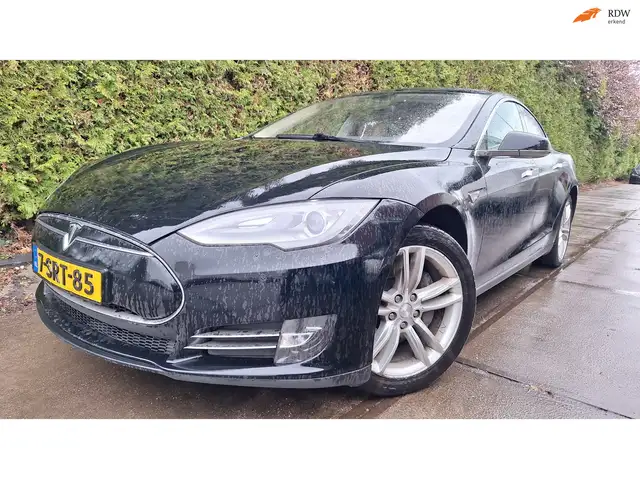 Tesla Model S 85 Base (Lifetime Free Supercharge) ACTIERADIUS MA